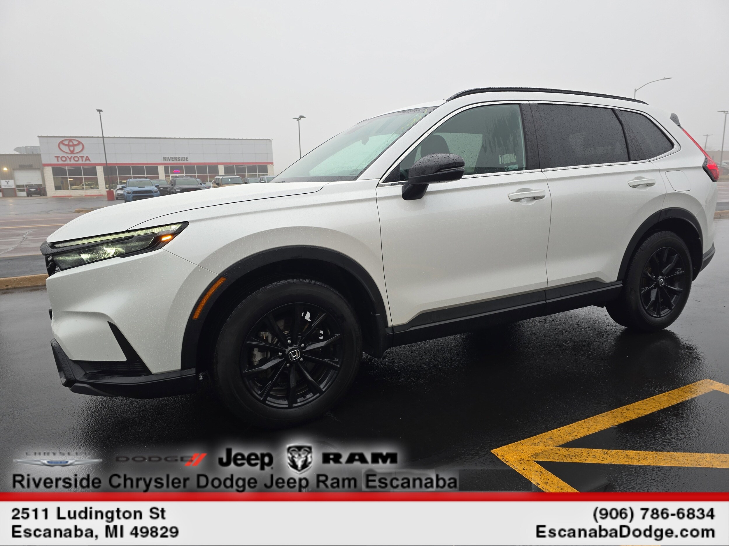 2025 Honda CR-V Hybrid Sport photo 3