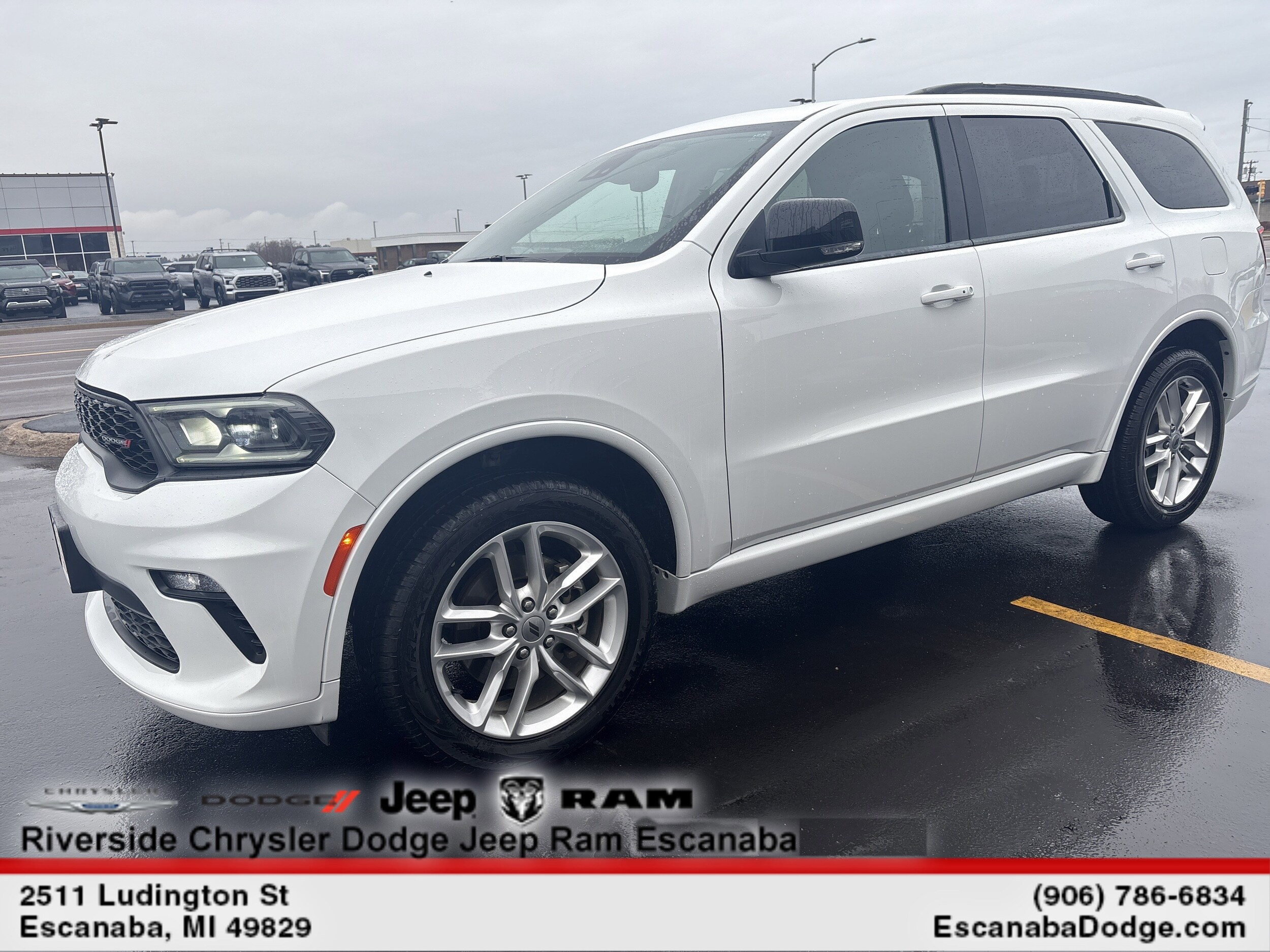 2023 Dodge Durango GT photo 3
