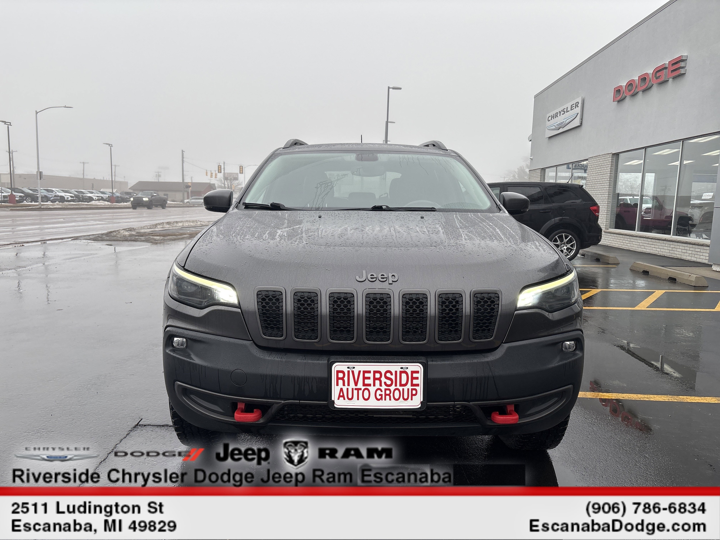 Certified 2020 Jeep Cherokee Trailhawk with VIN 1C4PJMBX4LD618321 for sale in Marquette, MI