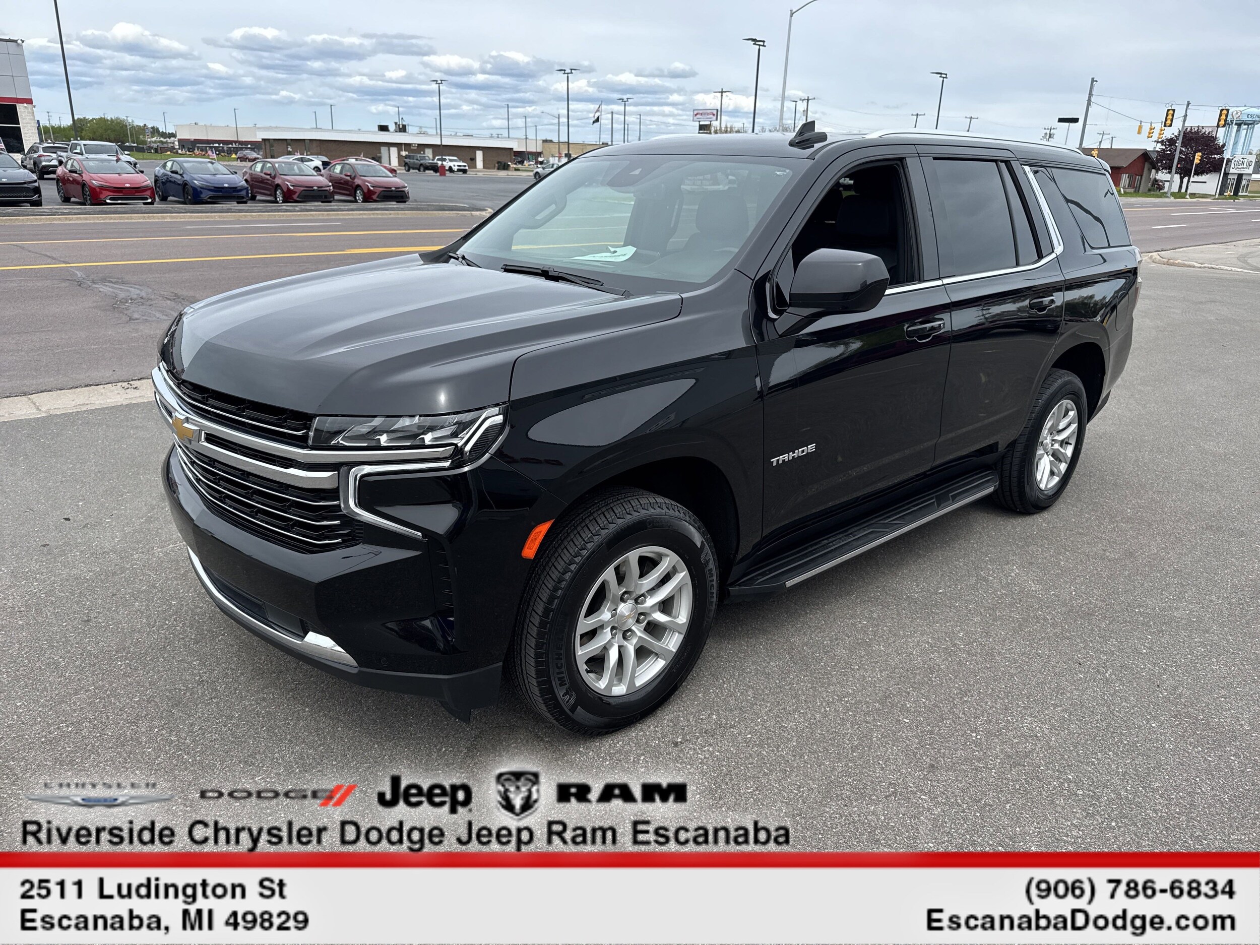 2023 Chevrolet Tahoe LT photo 3