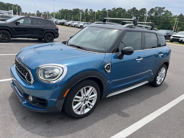 Used 2018 MINI Countryman S with VIN WMZYT3C3XJ3E93268 for sale in New Bern, NC