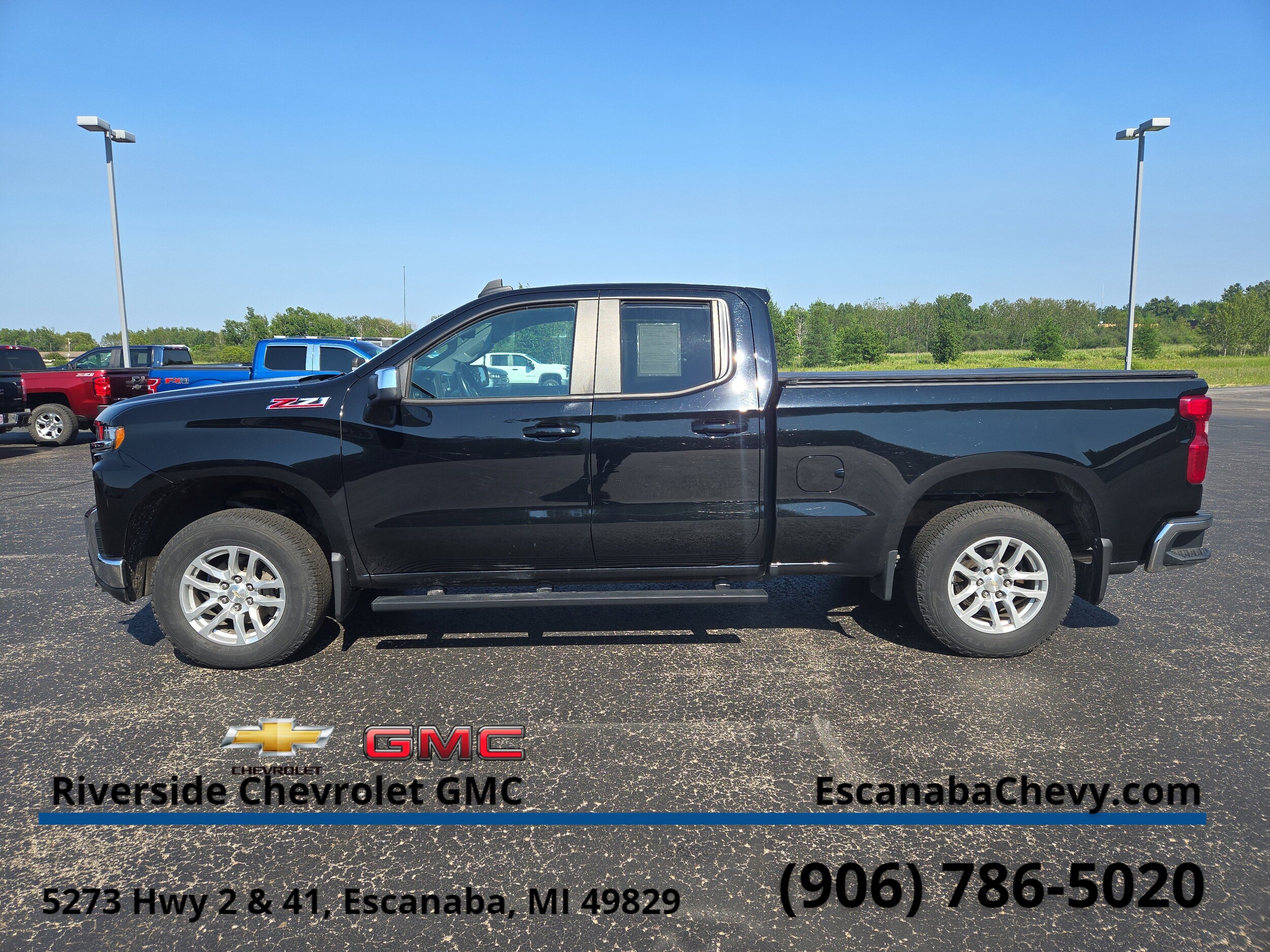 2020 Chevrolet Silverado 1500 LT photo 4