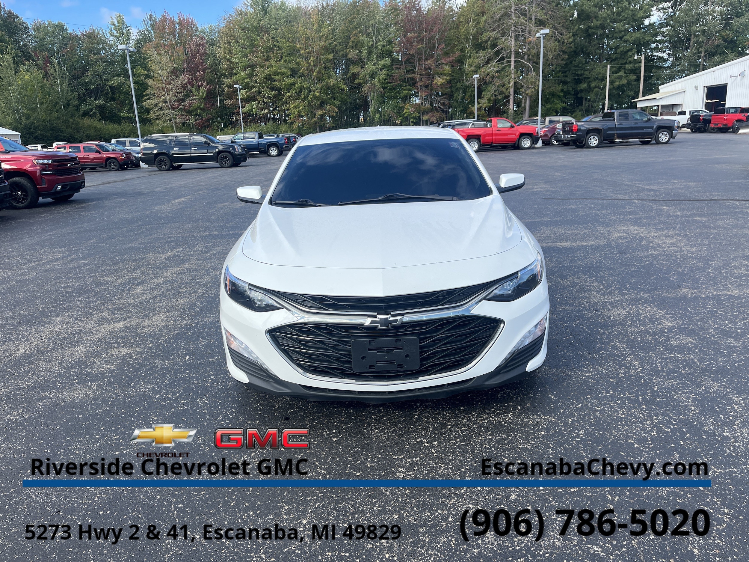 Used 2020 Chevrolet Malibu 1LT with VIN 1G1ZD5STXLF129163 for sale in Escanaba, MI