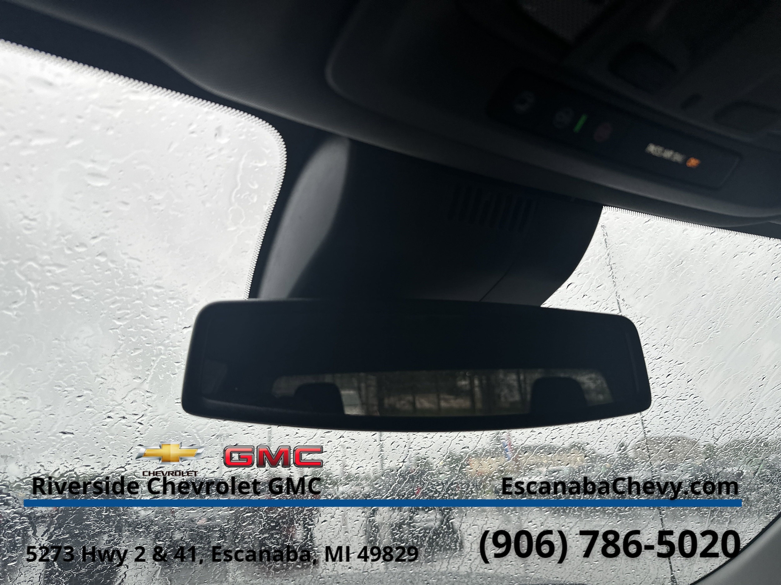 2024 GMC Sierra 1500 SLT - Photo 19