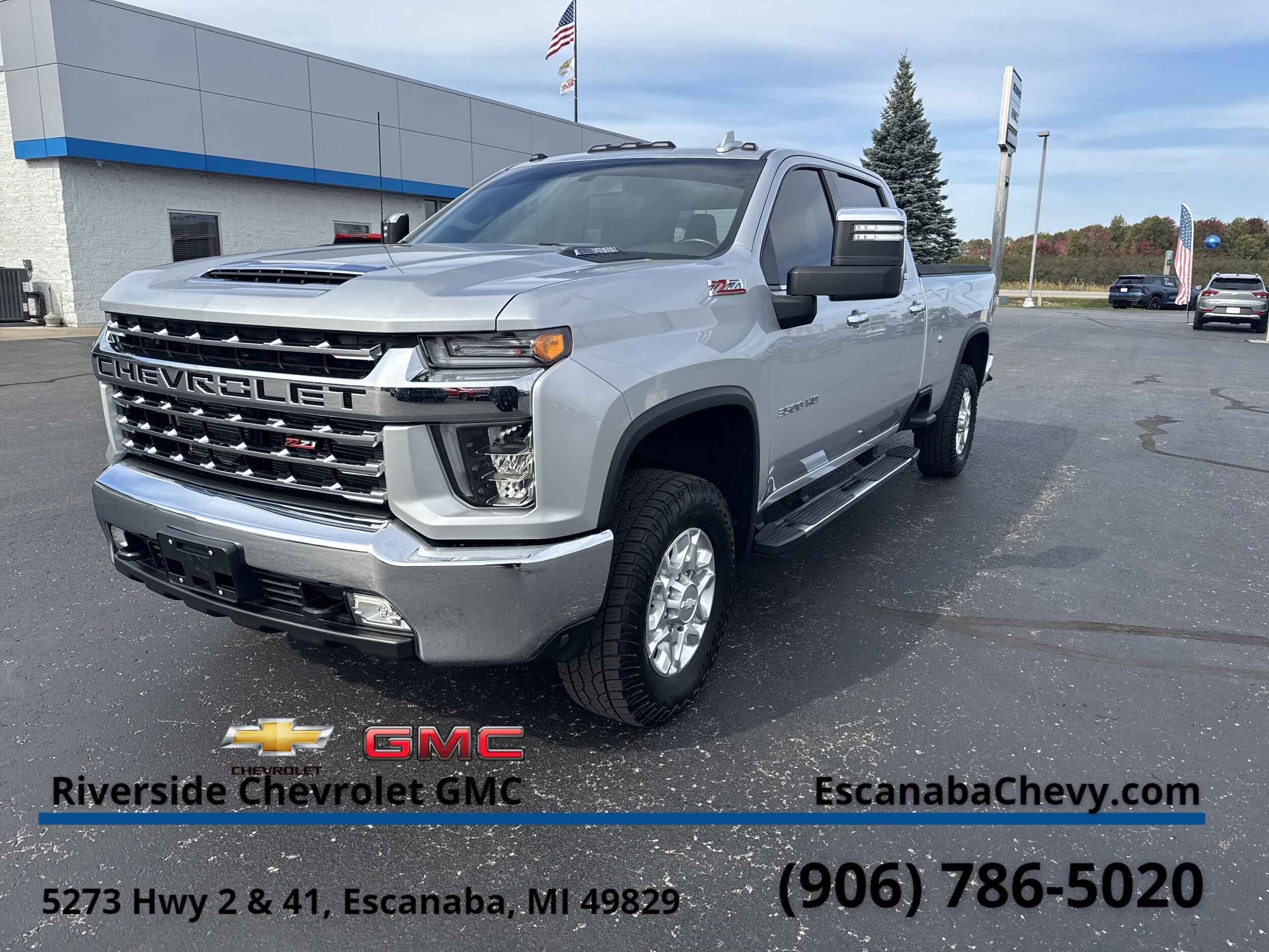2020 Chevrolet Silverado 3500HD LTZ photo 3