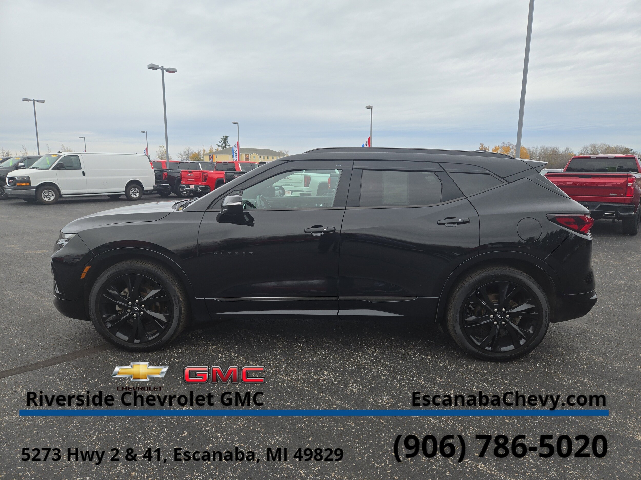 2020 Chevrolet Blazer RS photo 2