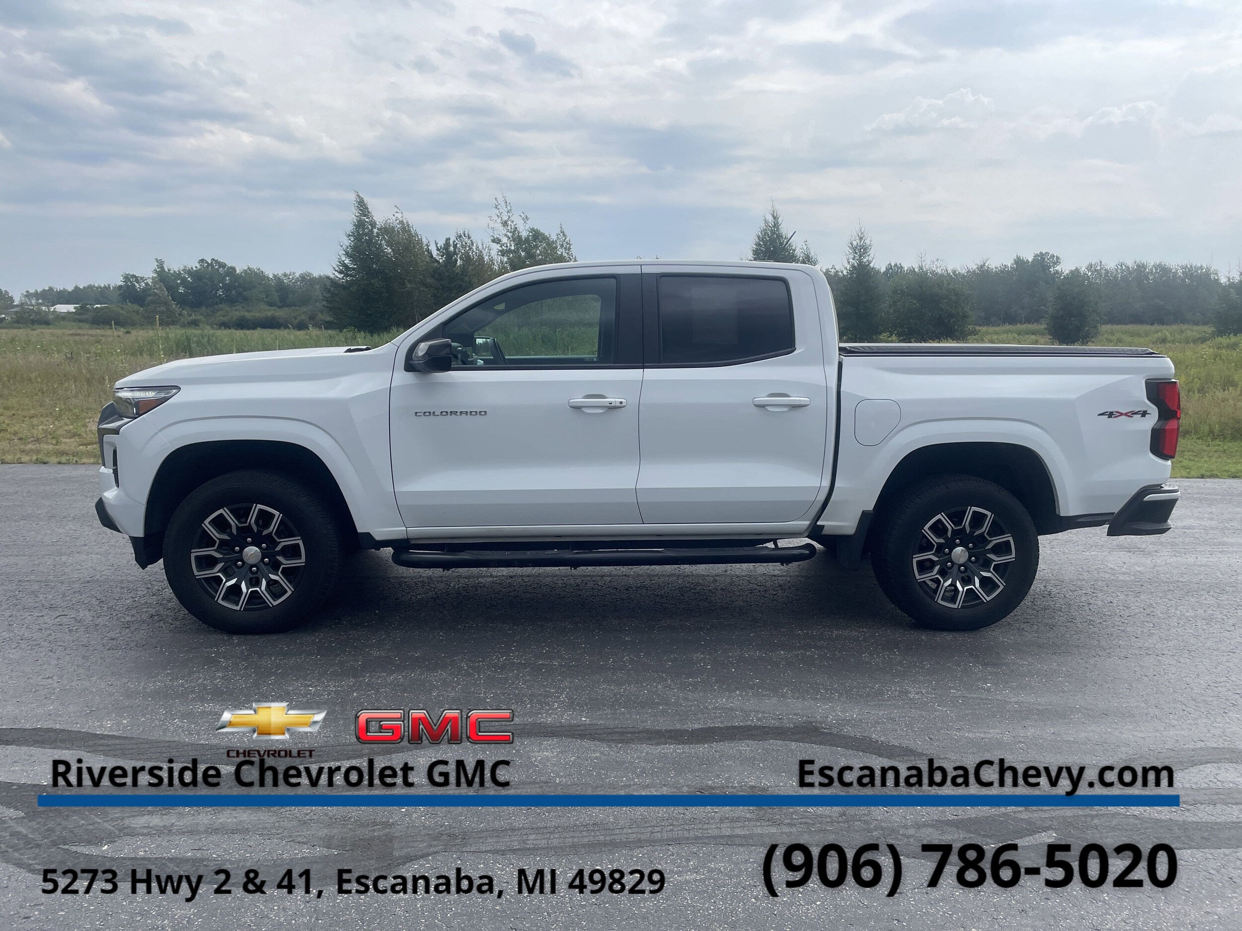 2023 Chevrolet Colorado LT photo 4