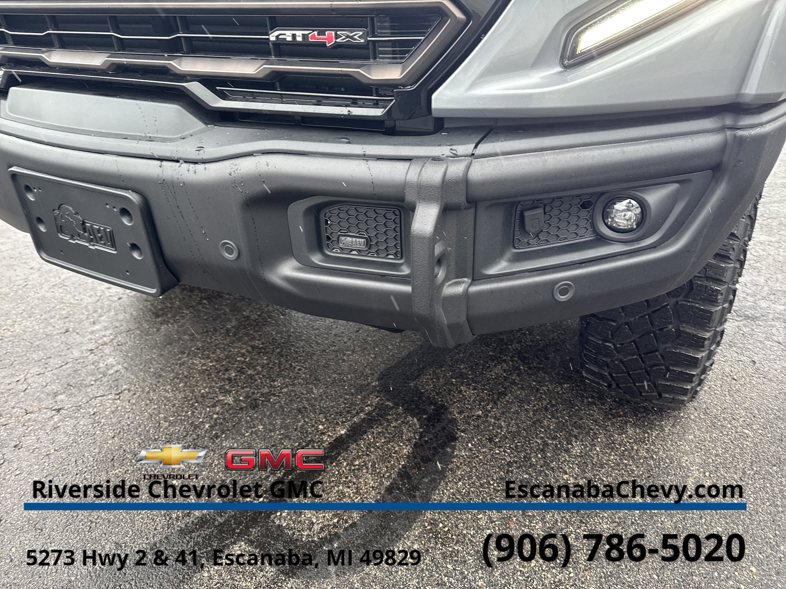 2026 GMC Sierra 1500 AT4X - Photo 19