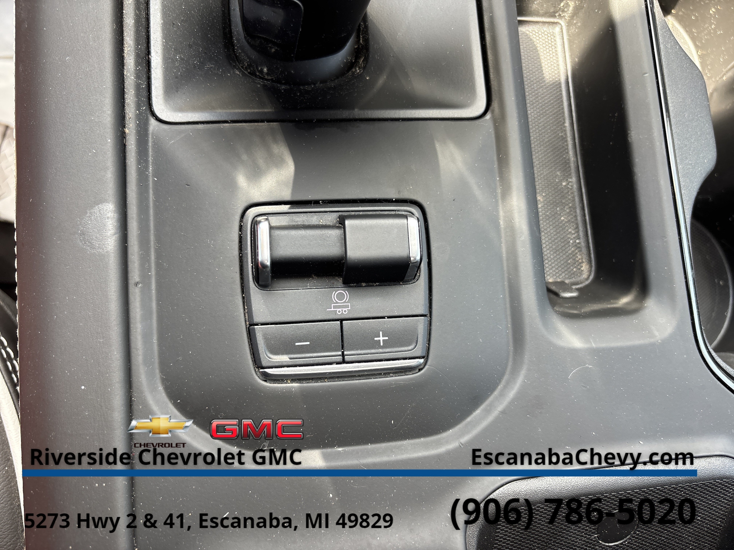 2025 GMC Sierra 1500 AT4X - Photo 23