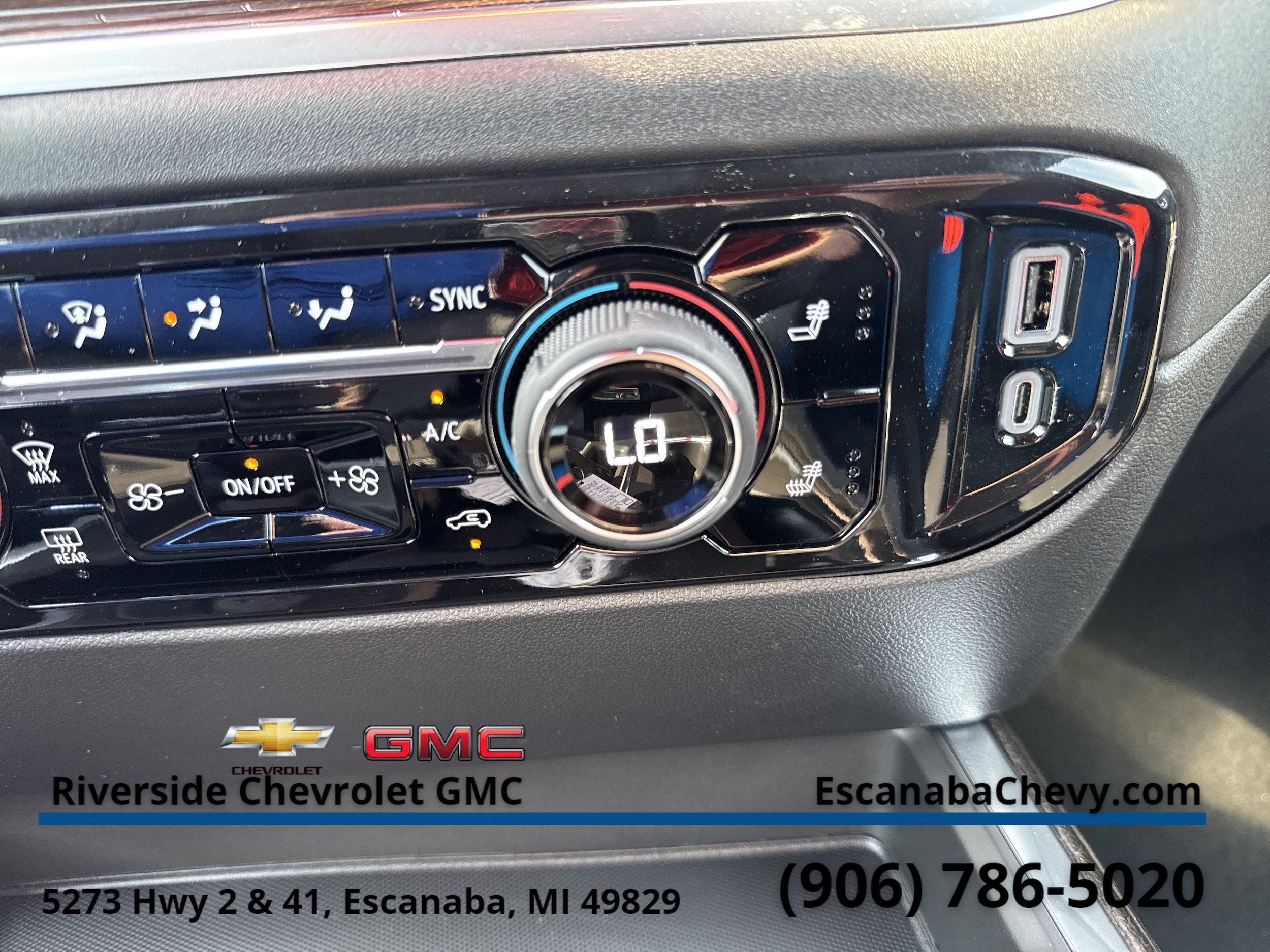 2026 Chevrolet Silverado 1500 RST - Photo 21
