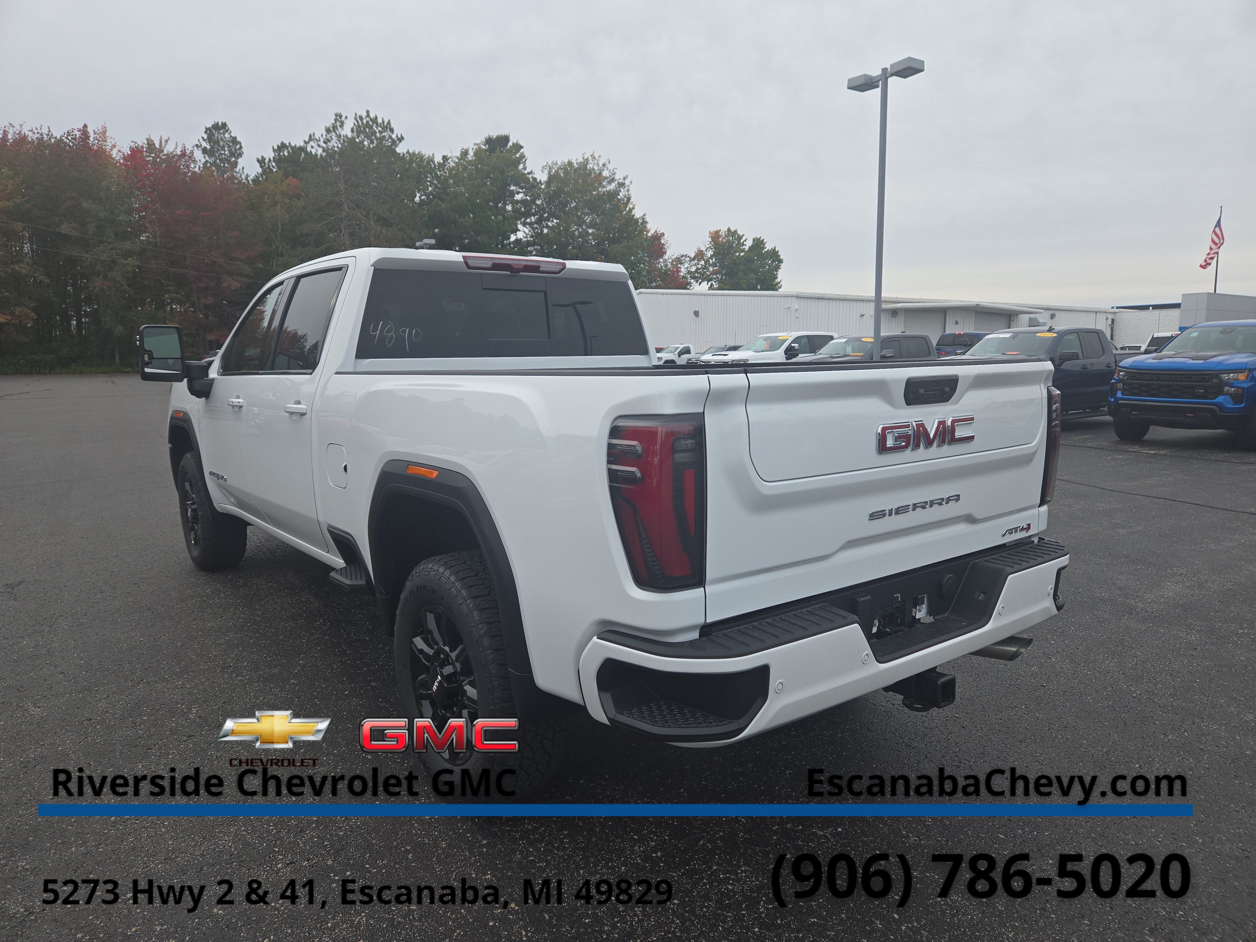 2026 GMC Sierra 2500HD AT4 - Photo 6