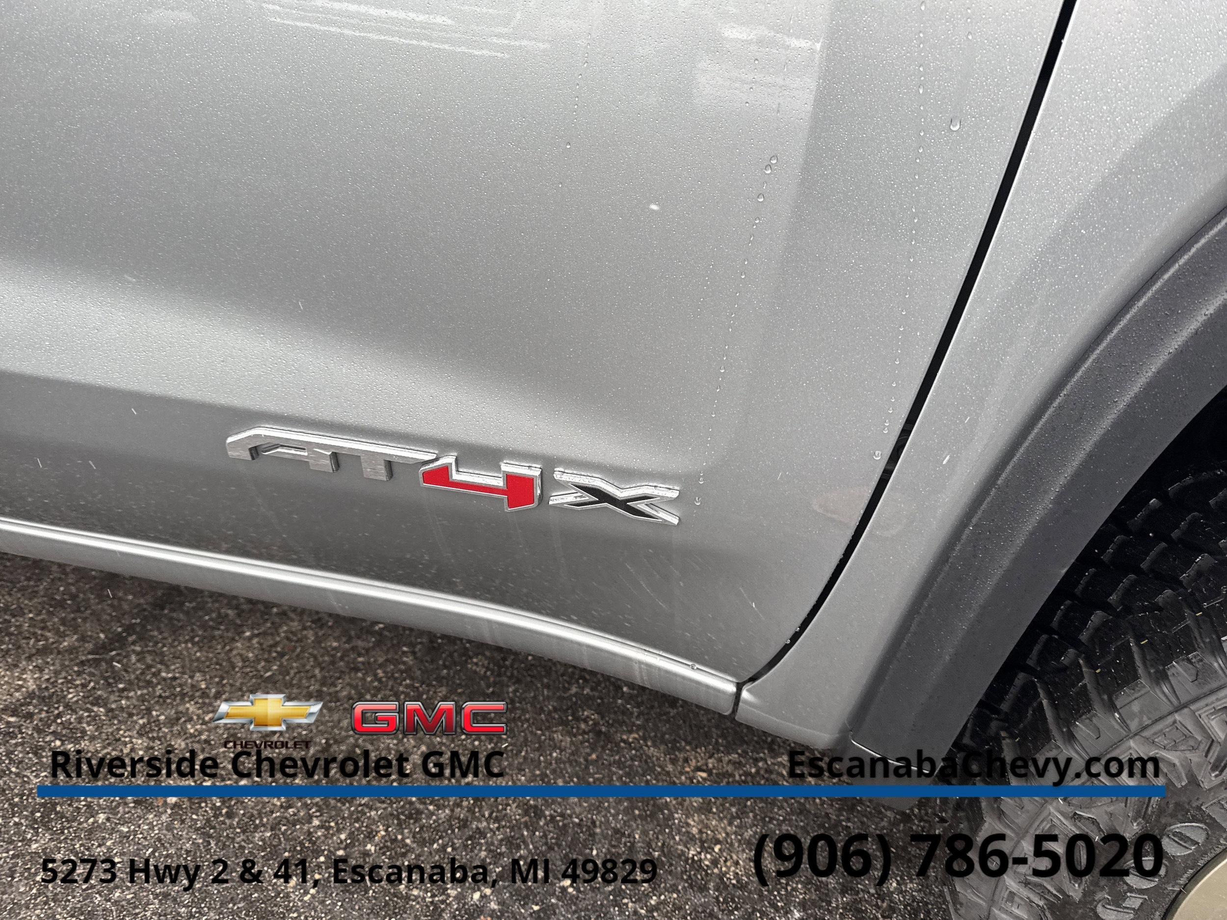 2026 GMC Sierra 1500 AT4X - Photo 12