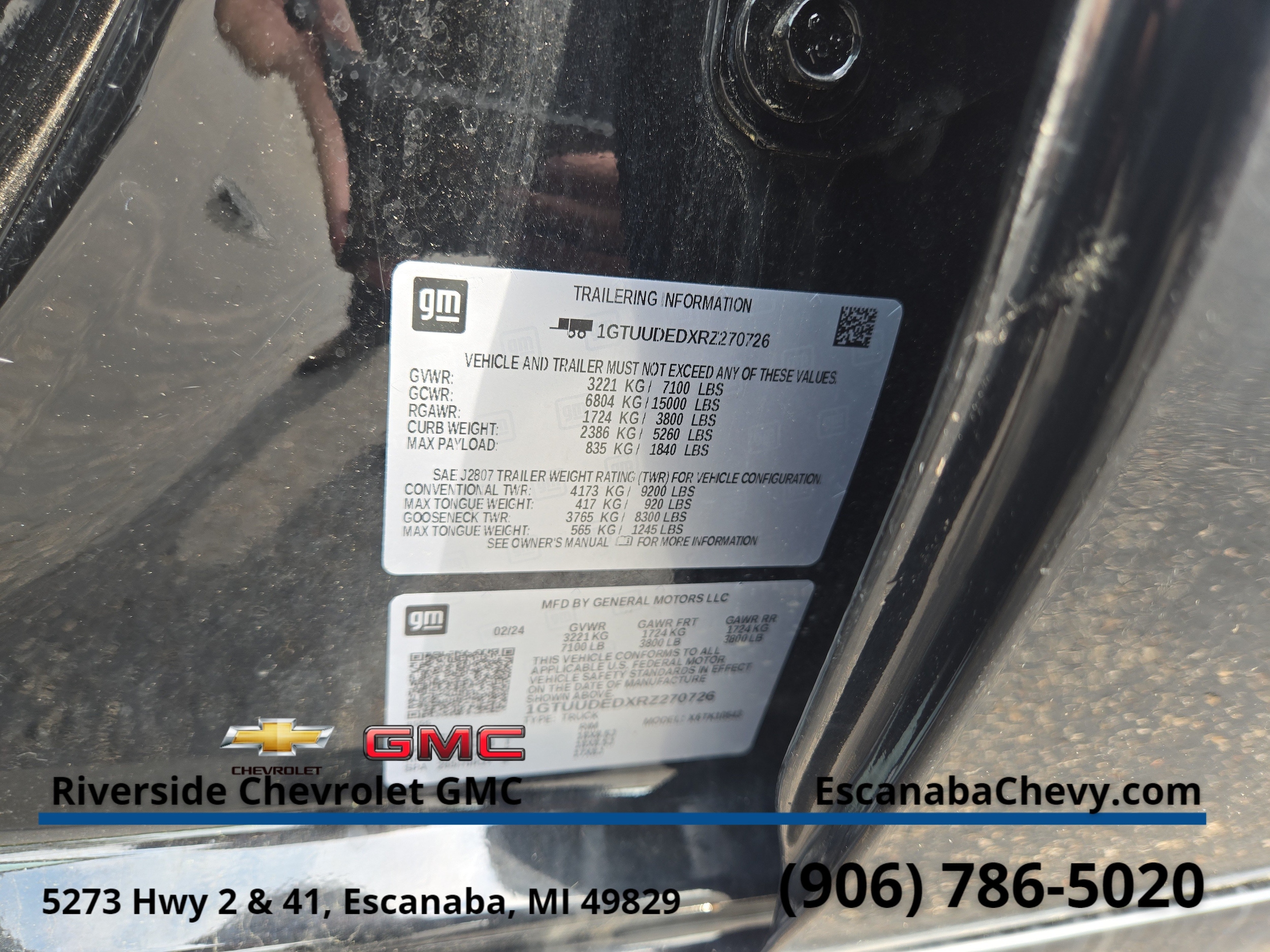 2024 GMC Sierra 1500 SLT - Photo 14