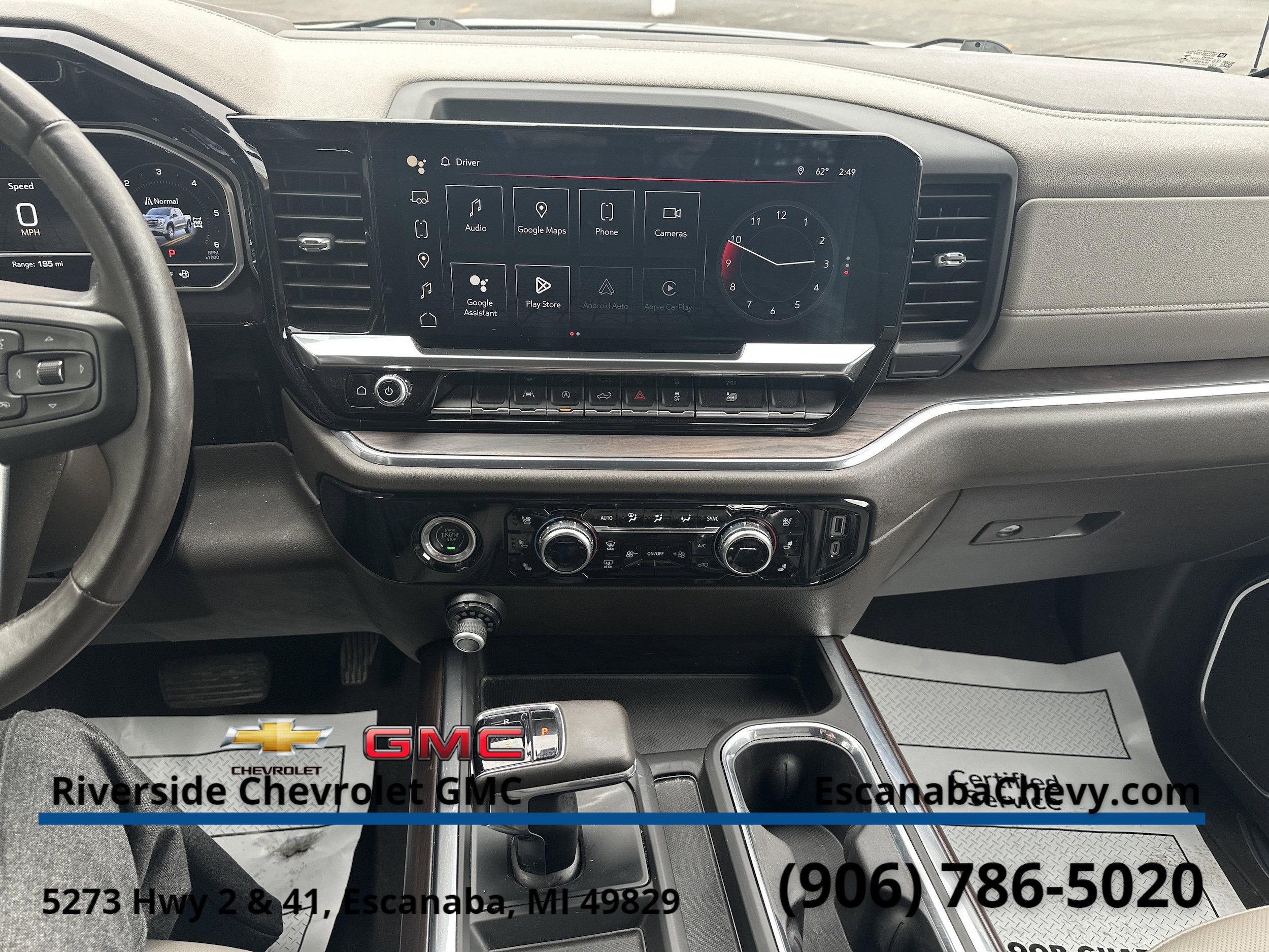 2023 GMC Sierra 1500 SLT - Photo 17