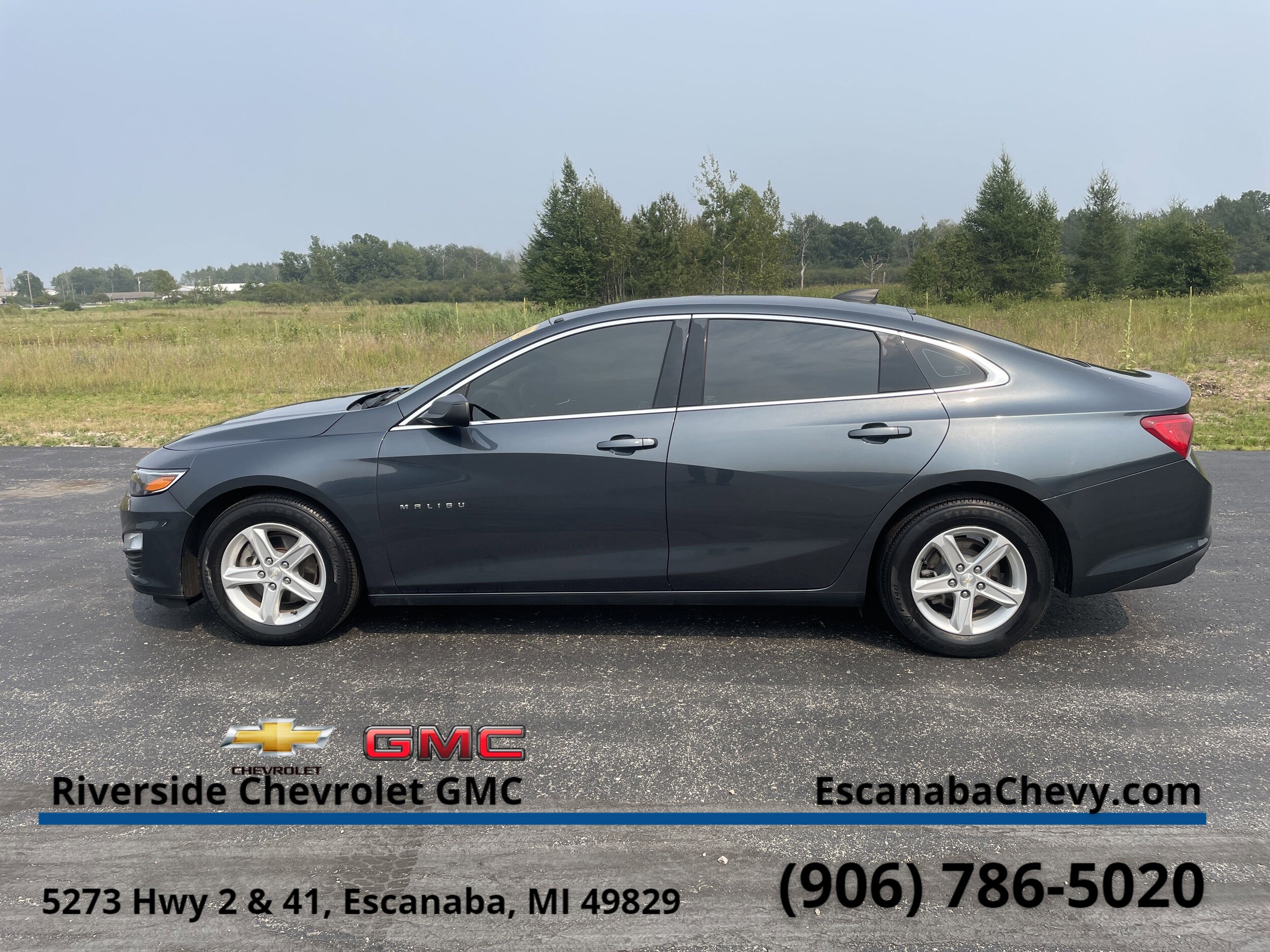 2020 Chevrolet Malibu LS photo 3
