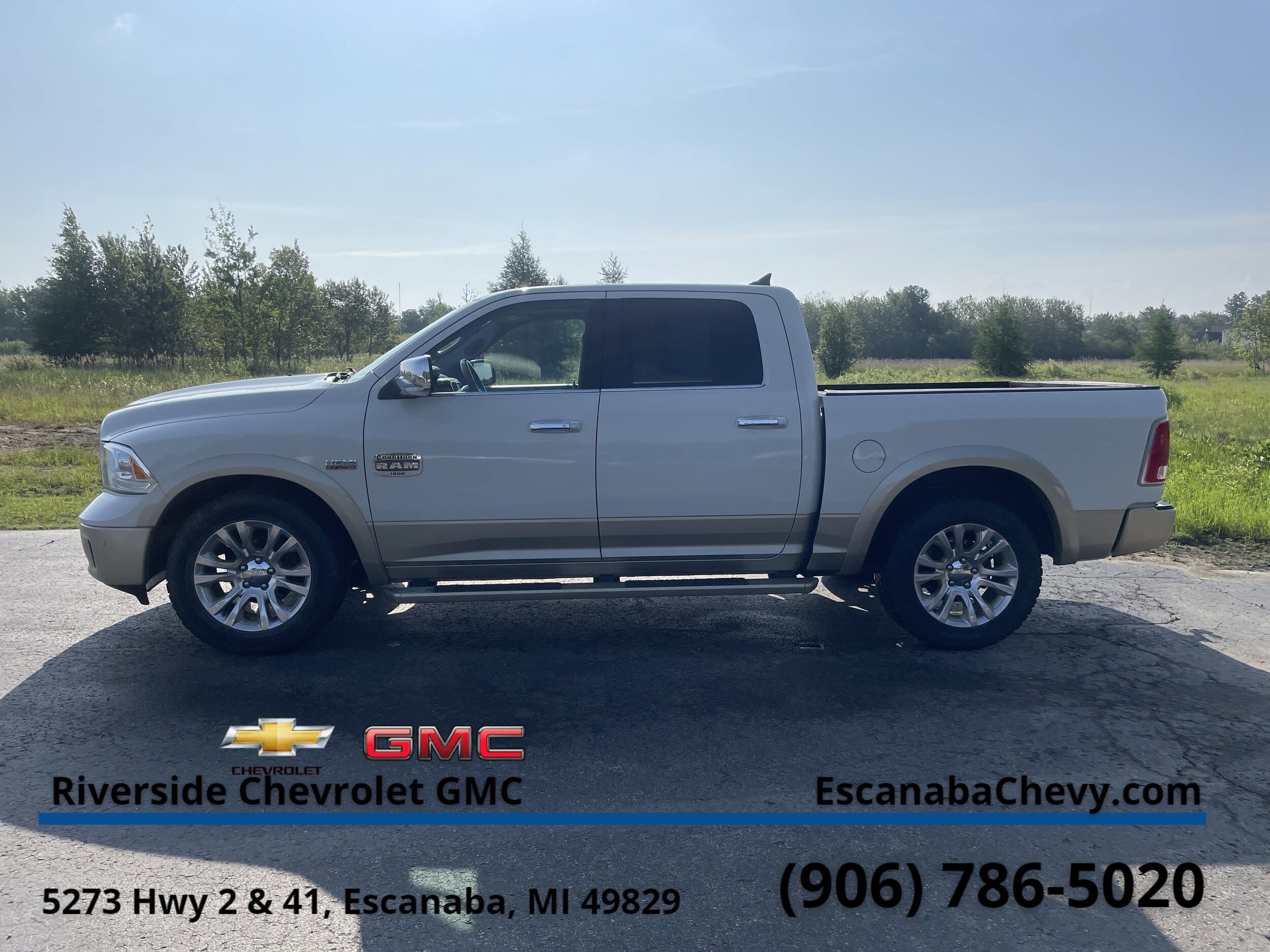 2017 Ram 1500 Longhorn photo 4