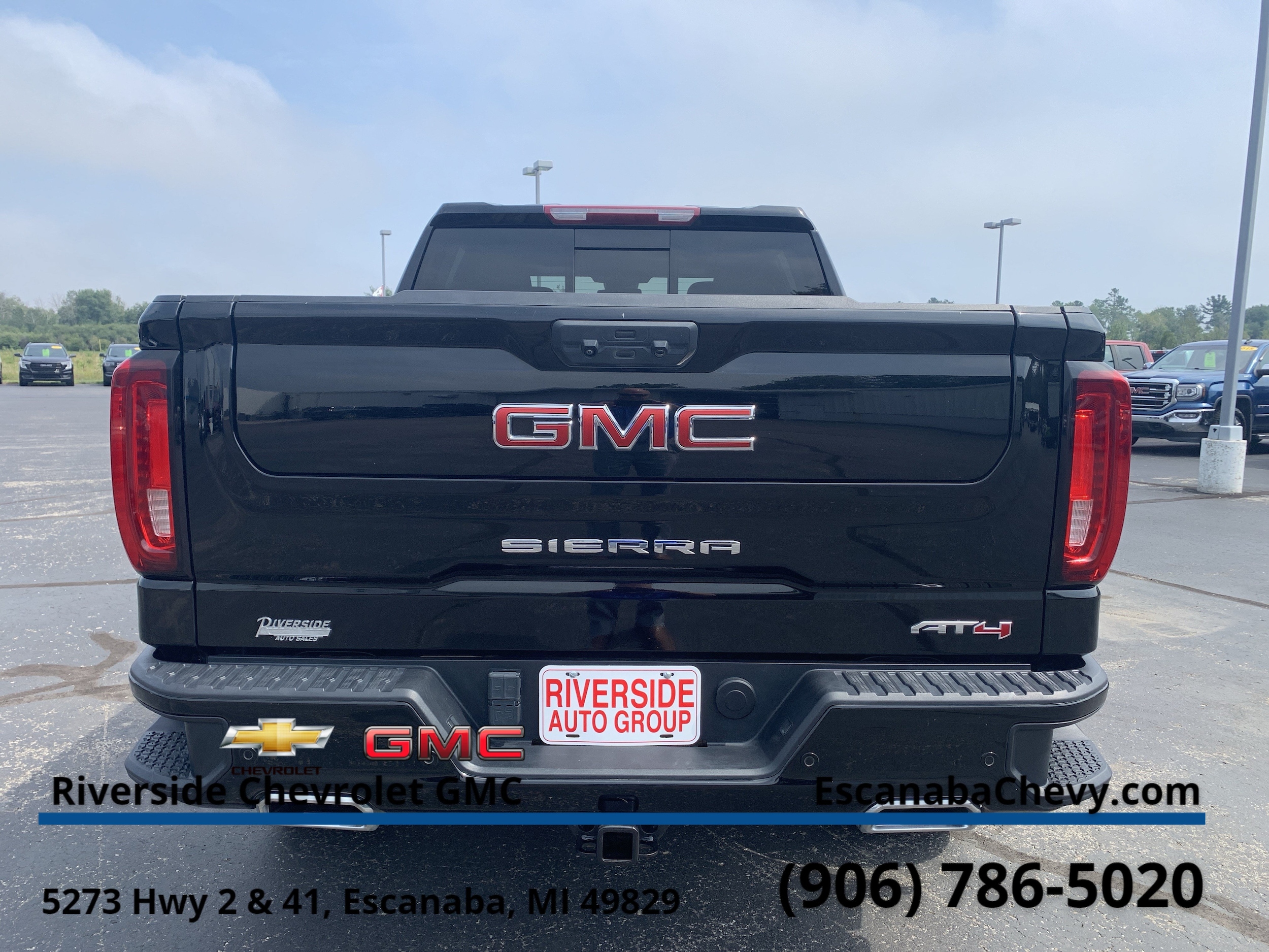 2024 GMC Sierra 1500 AT4 - Photo 7