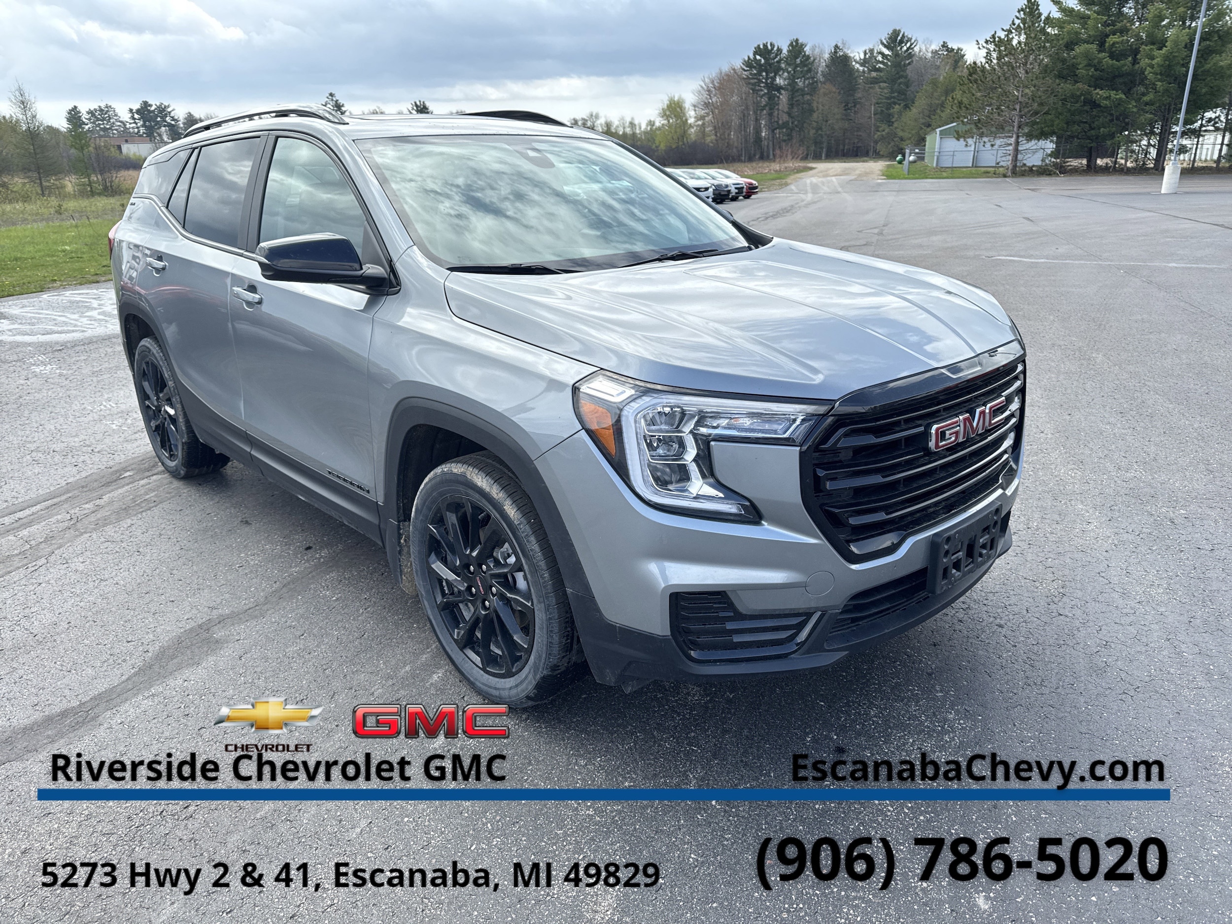 2023 GMC Terrain SLE AWD's photo