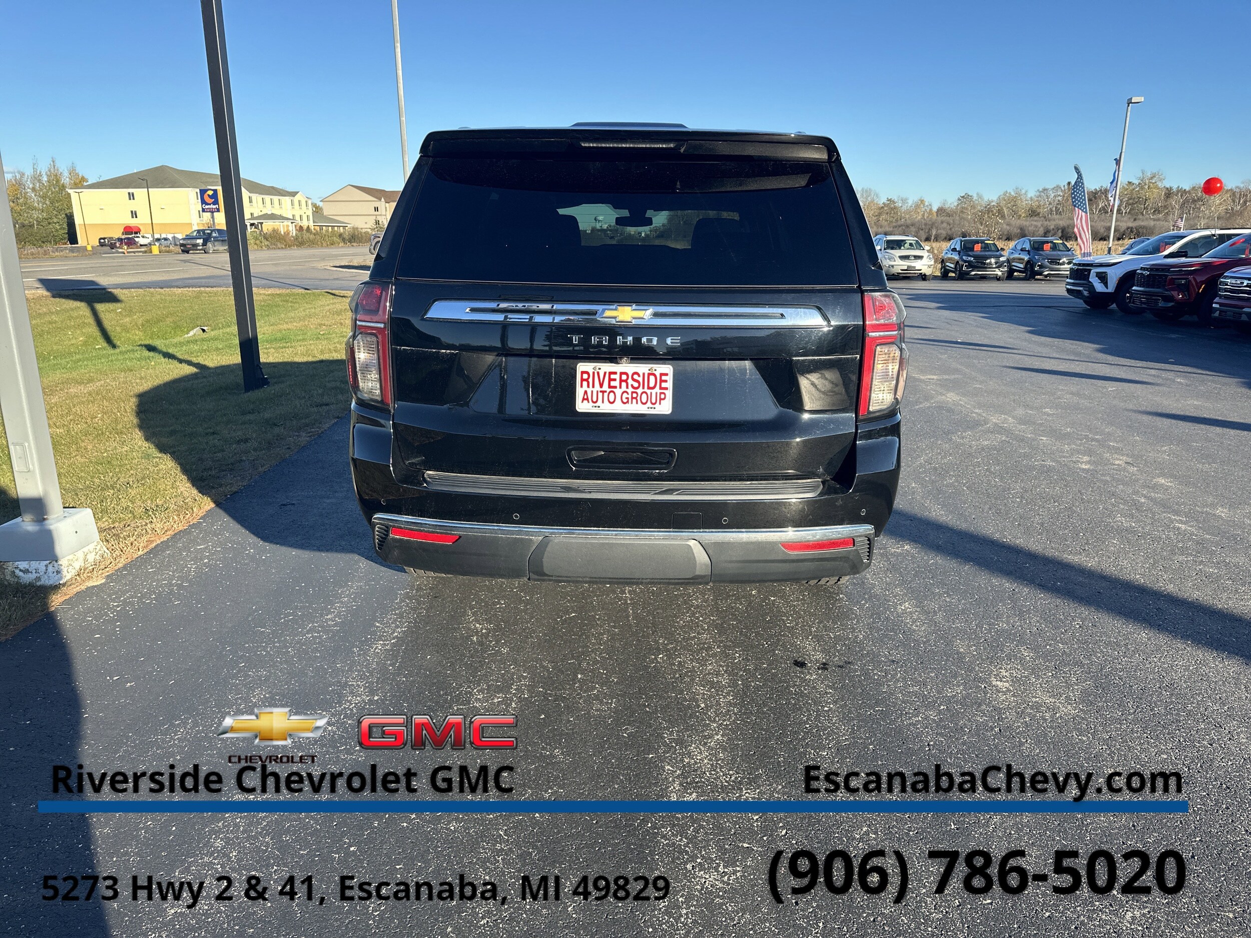 2021 Chevrolet Tahoe LS photo 2