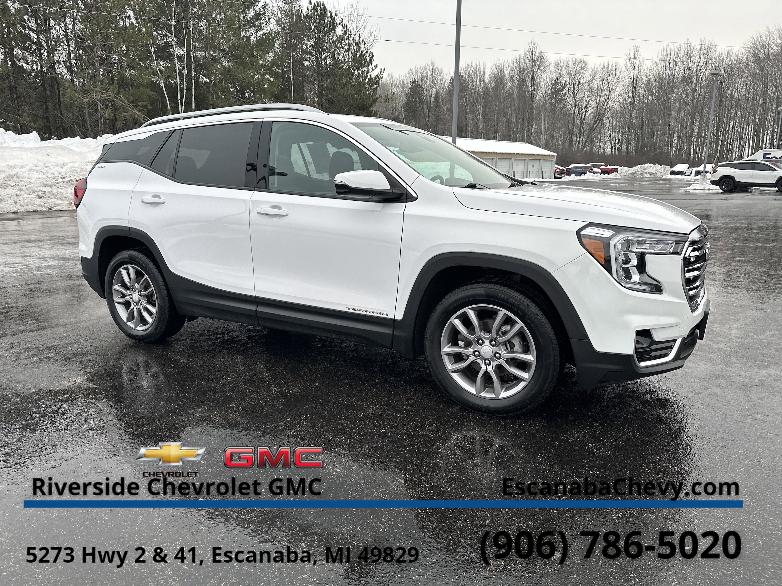 2022 GMC Terrain SLT's photo