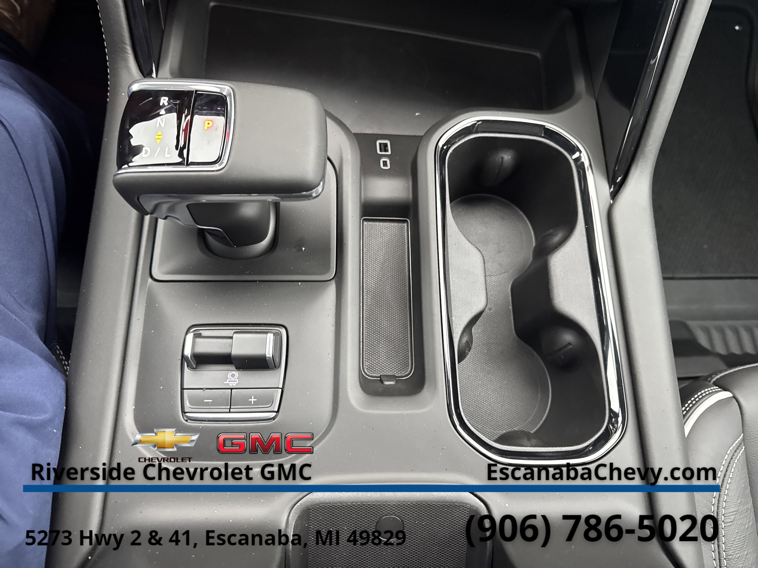 2026 GMC Sierra 1500 AT4X - Photo 30