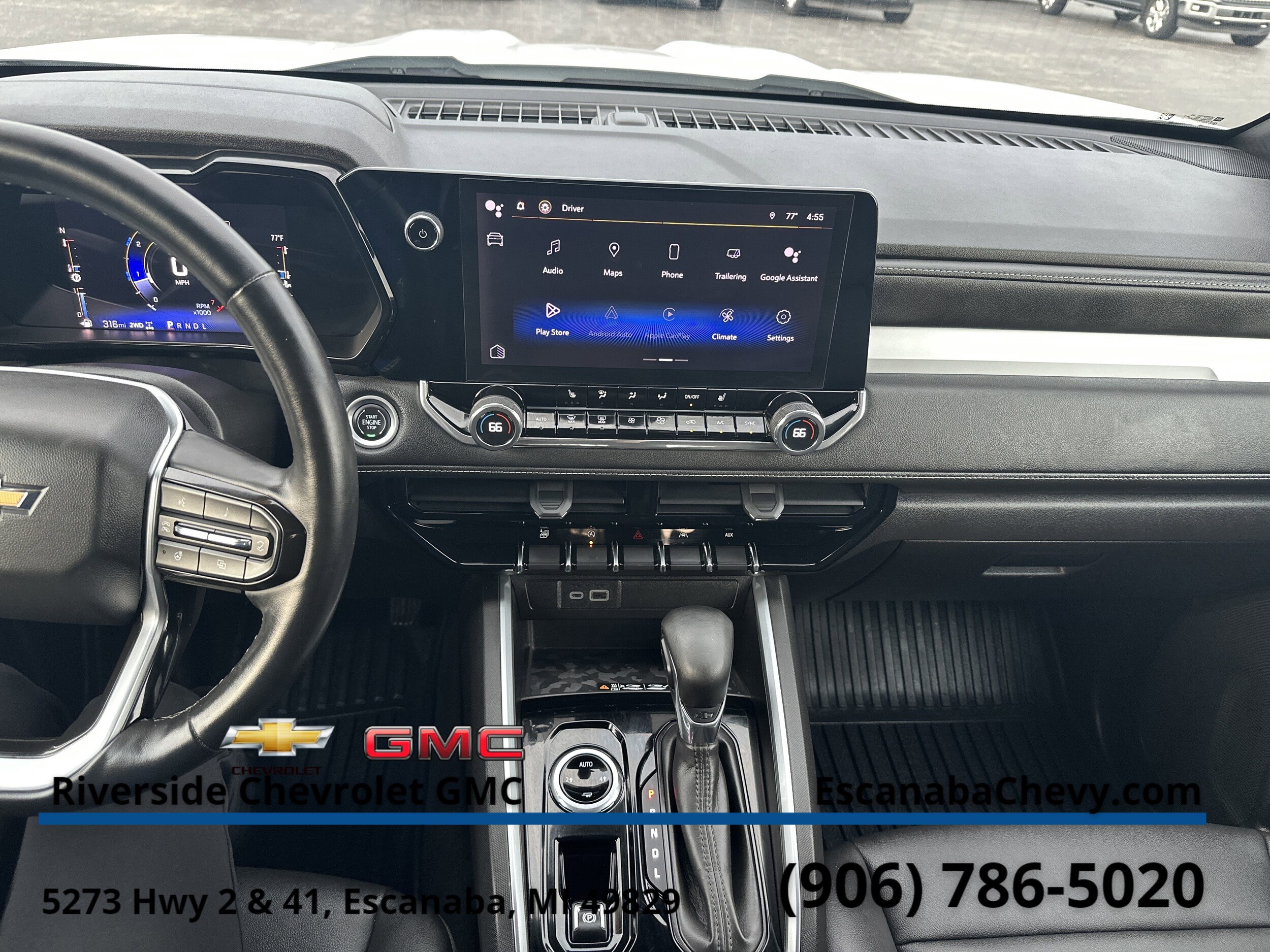 2023 Chevrolet Colorado LT photo 3