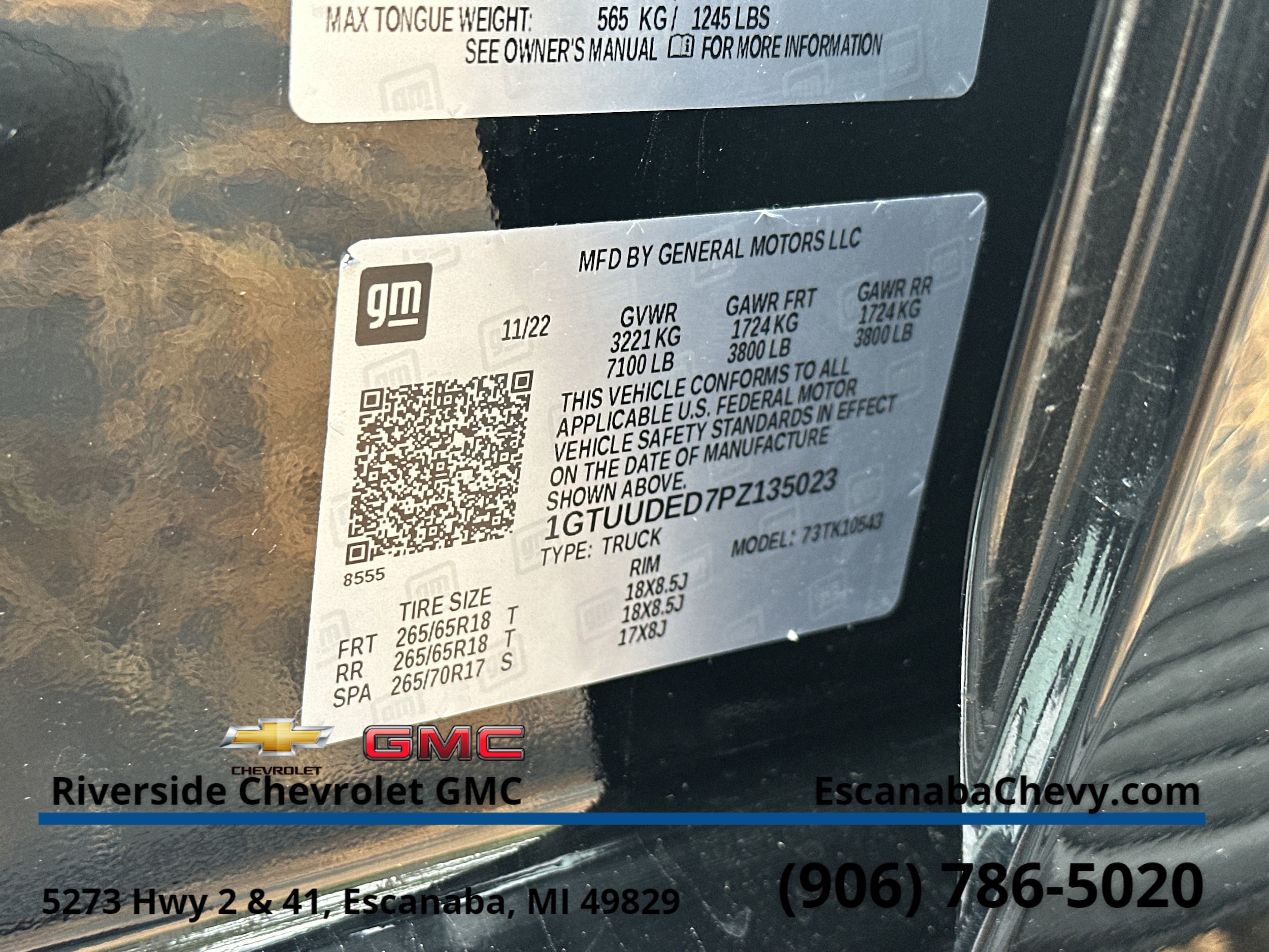 2023 GMC Sierra 1500 SLT - Photo 14