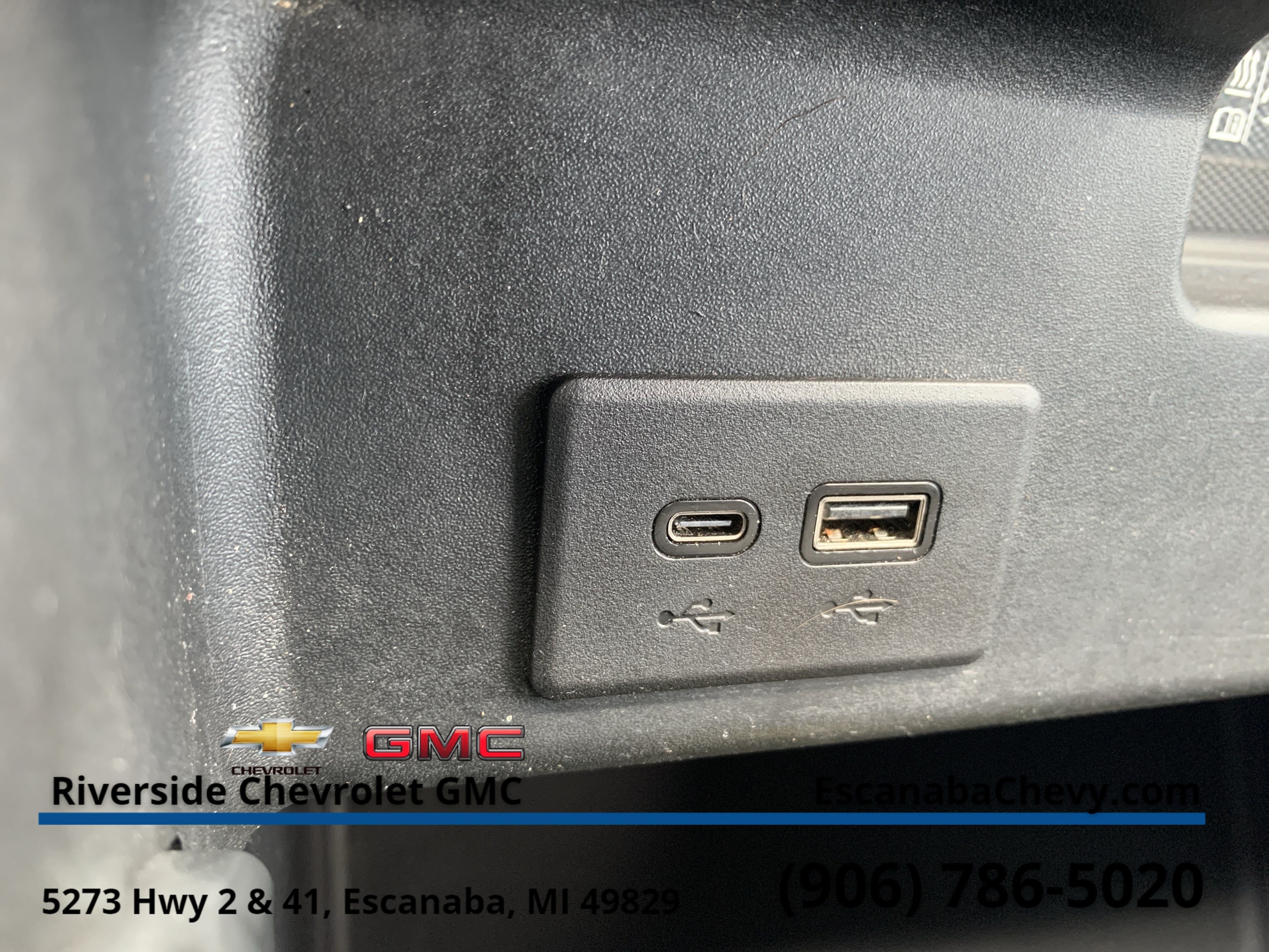 2024 GMC Sierra 1500 AT4 - Photo 18