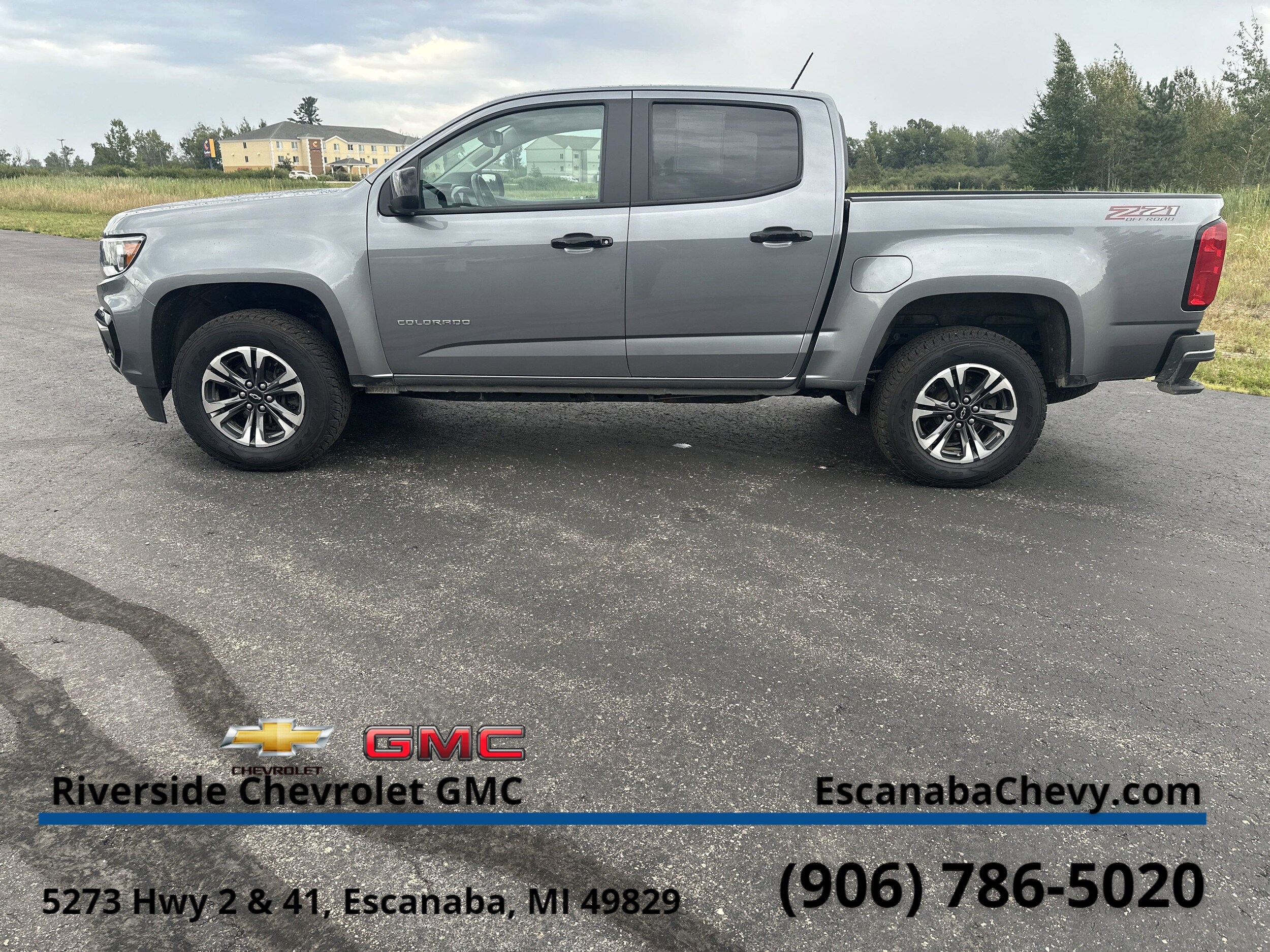 2021 Chevrolet Colorado Z71 photo 2