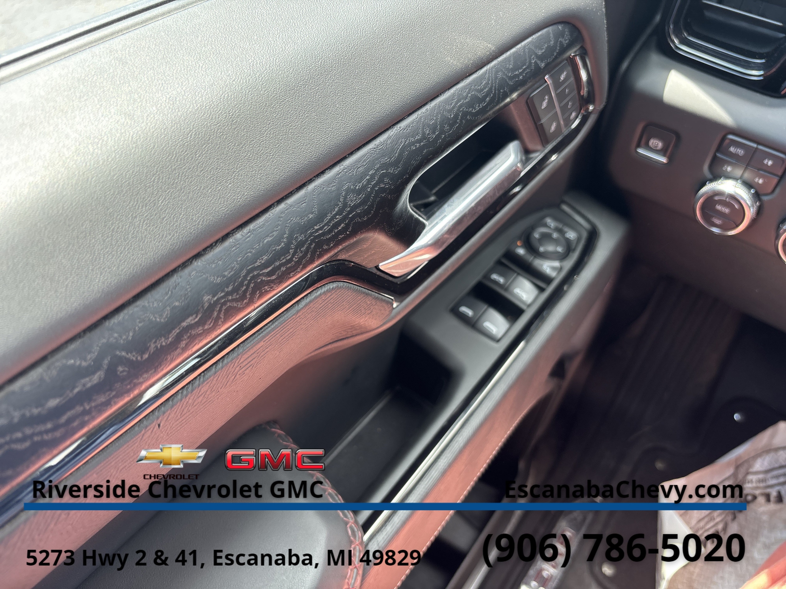2025 GMC Sierra 1500 AT4X - Photo 25