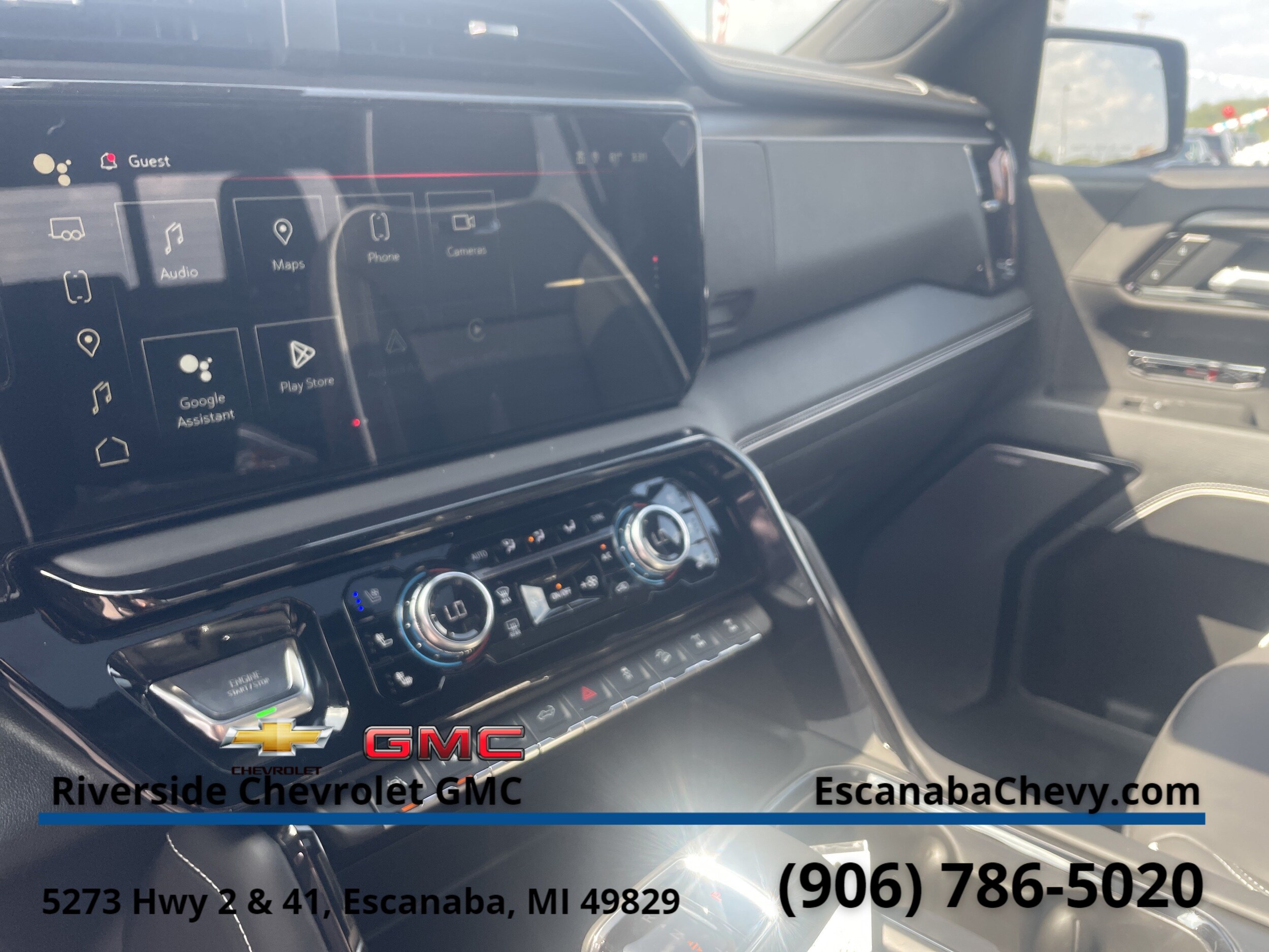 2026 GMC Sierra 1500 AT4X - Photo 17