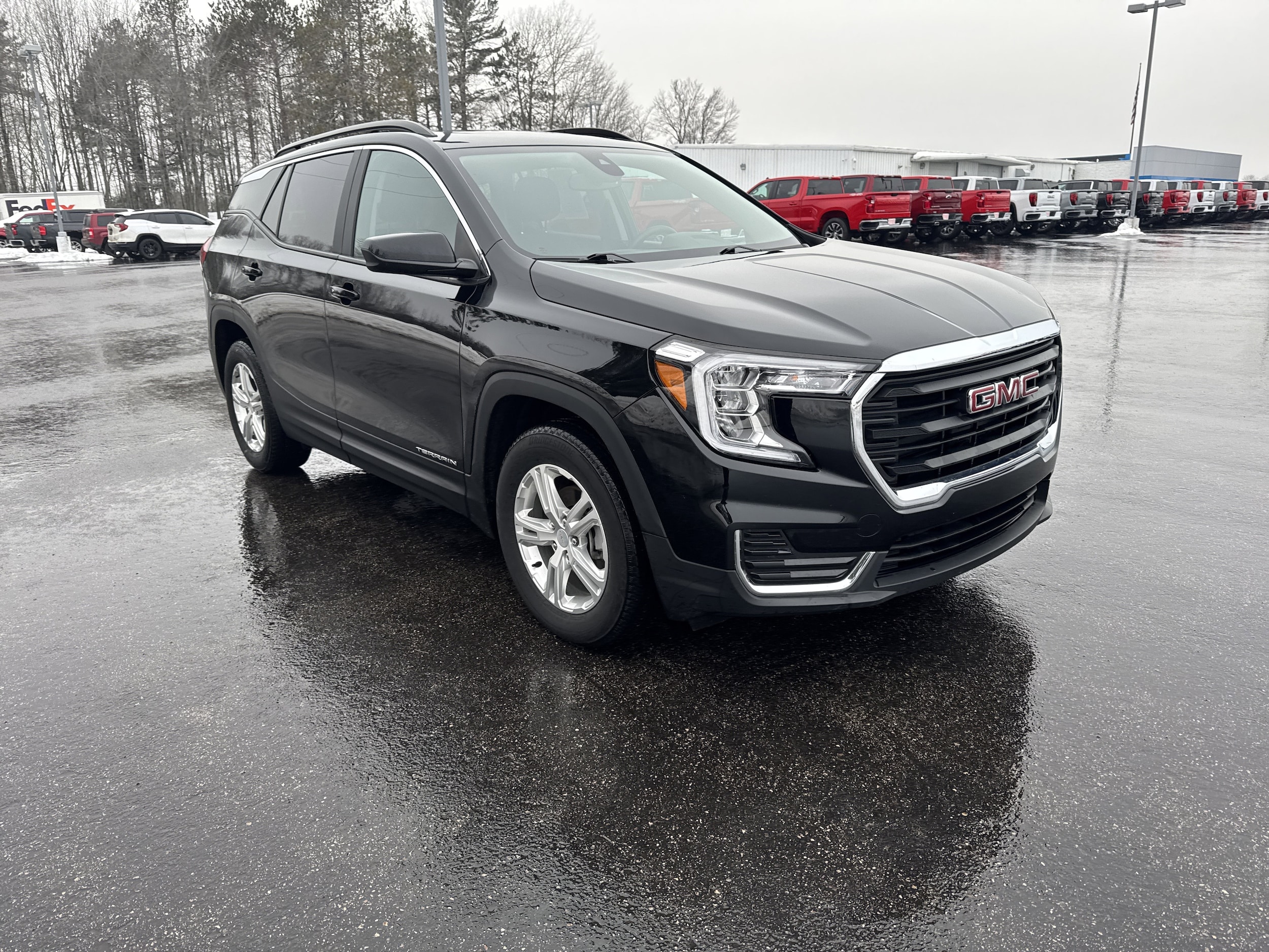 2022 GMC Terrain SLE's photo