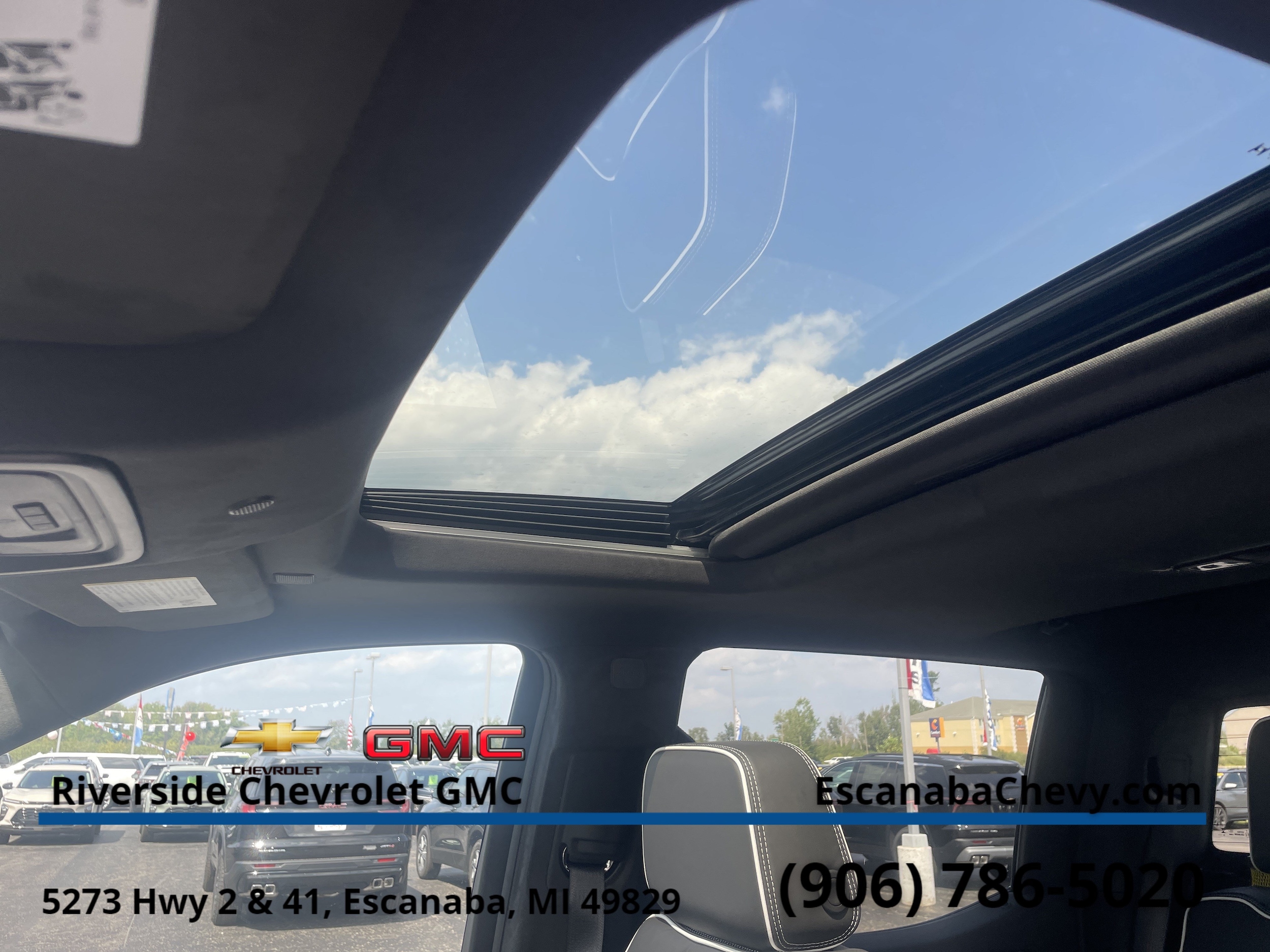 2026 GMC Sierra 1500 AT4X - Photo 25