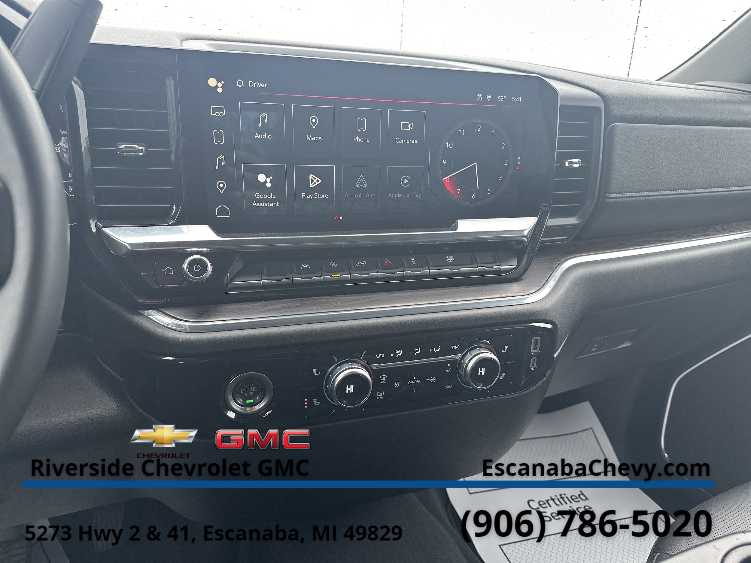 2024 GMC Sierra 1500 SLT - Photo 17