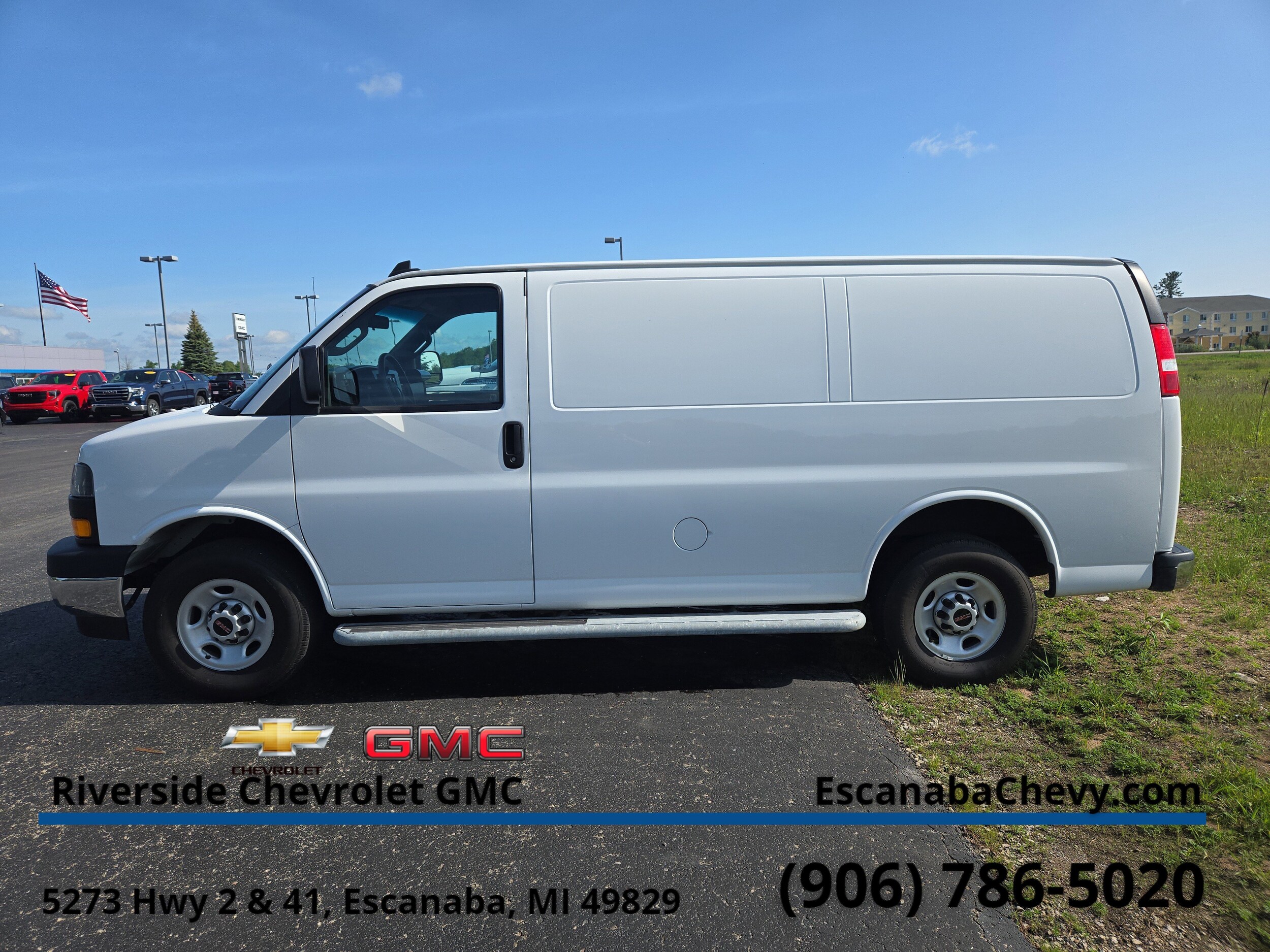 2023 Gmc Savana Cargo 2500 photo 4