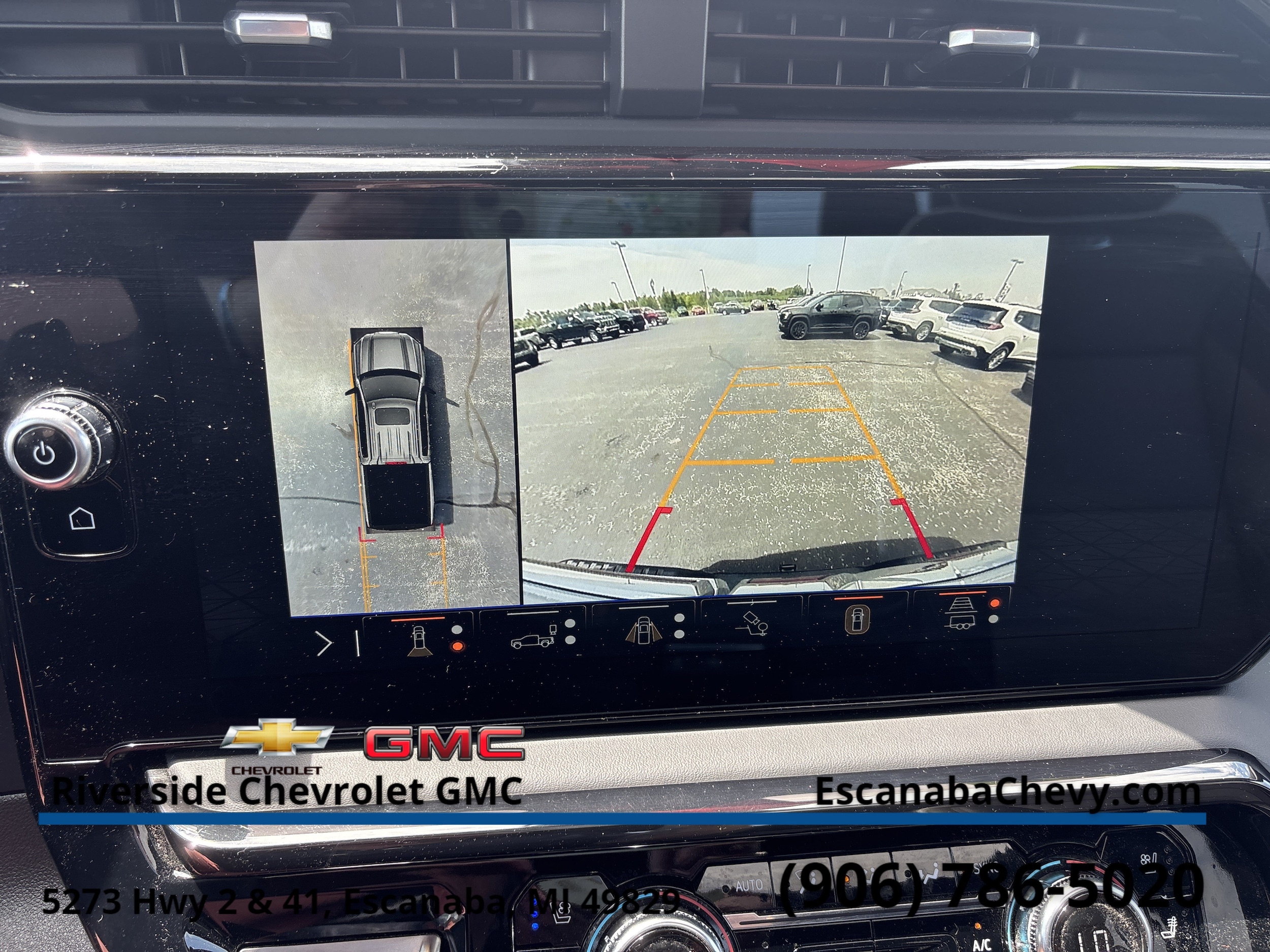 2025 GMC Sierra 1500 AT4X - Photo 22