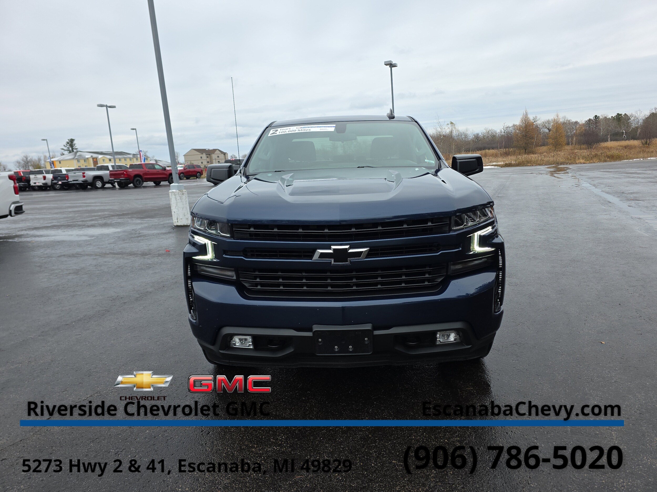 2021 Chevrolet Silverado 1500 RST photo 2