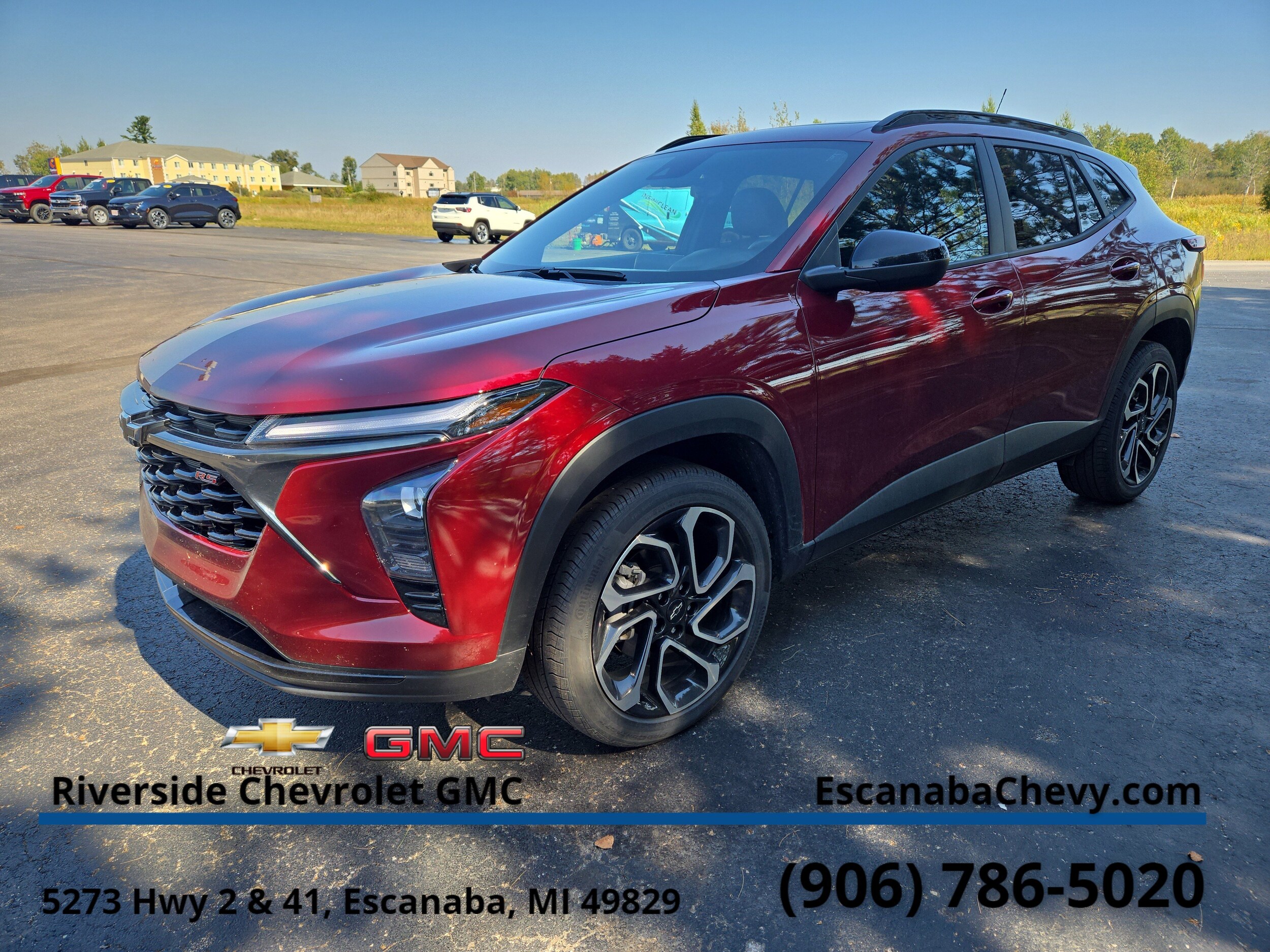 2024 Chevrolet Trax photo 2