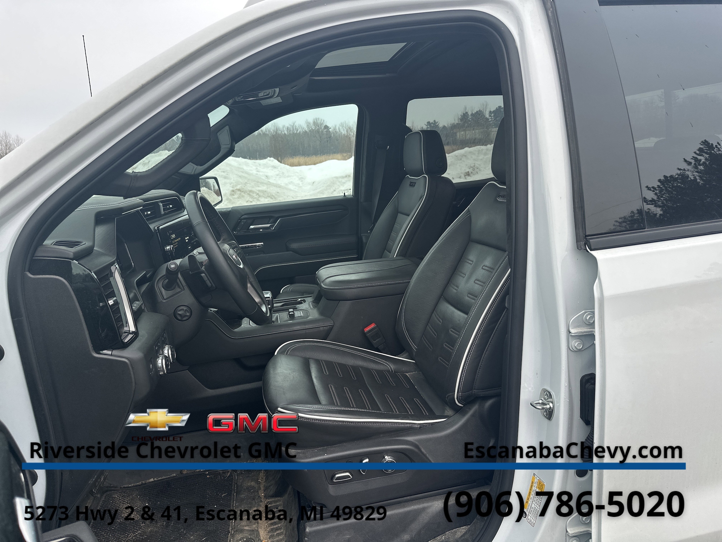 2025 GMC Sierra 1500 AT4X's photo