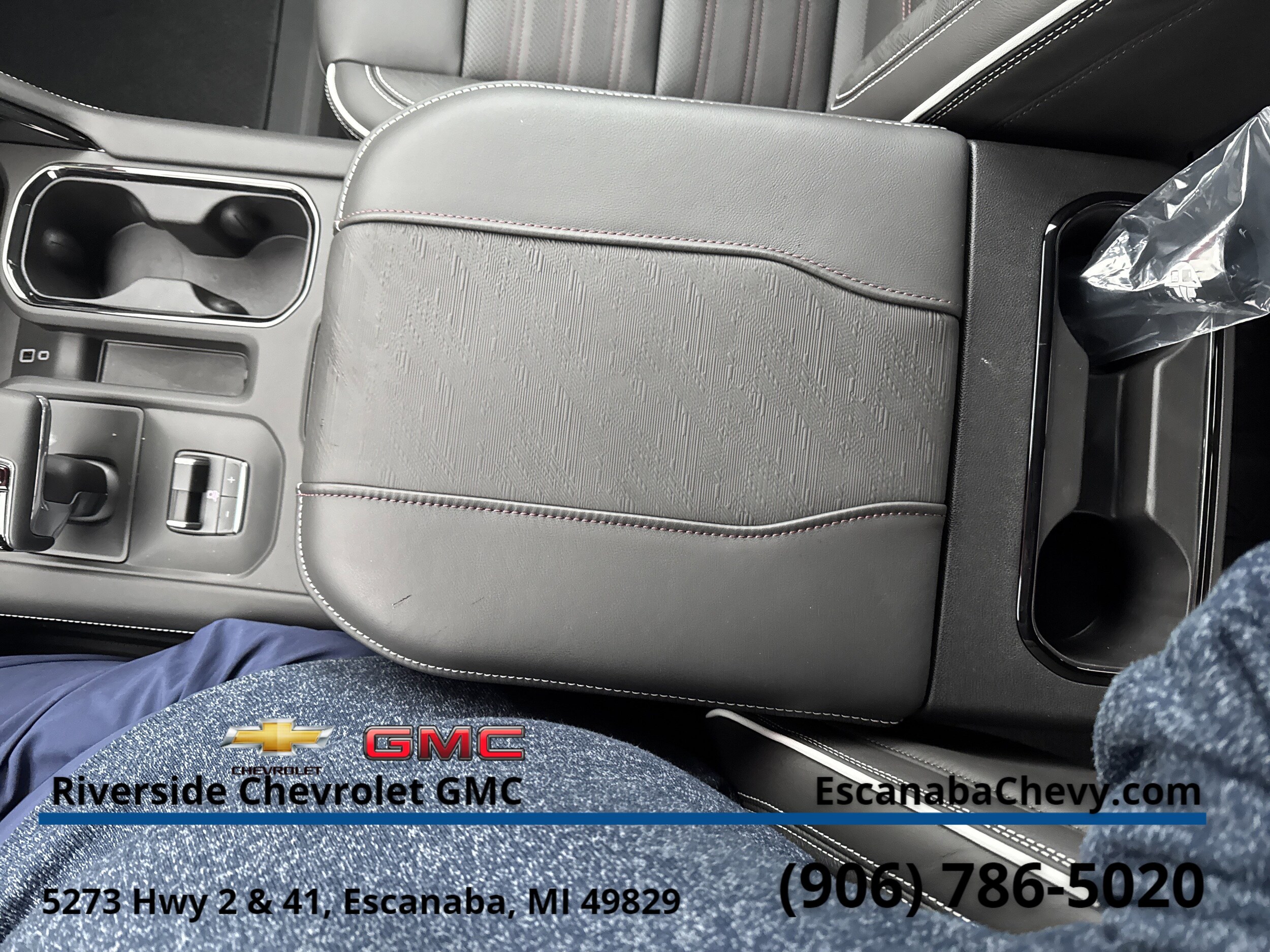 2026 GMC Sierra 1500 AT4X - Photo 26