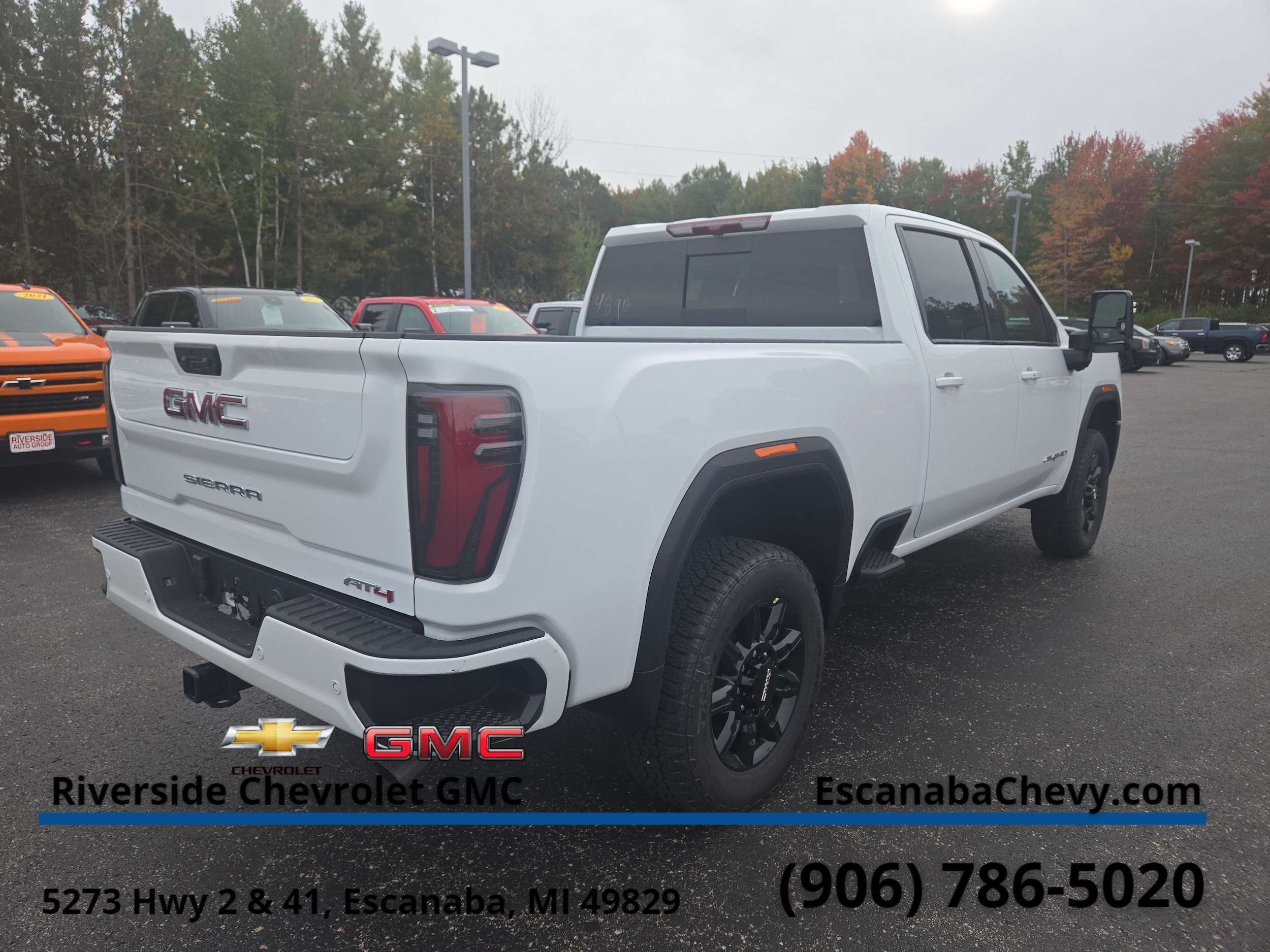 2026 GMC Sierra 2500HD AT4 - Photo 9