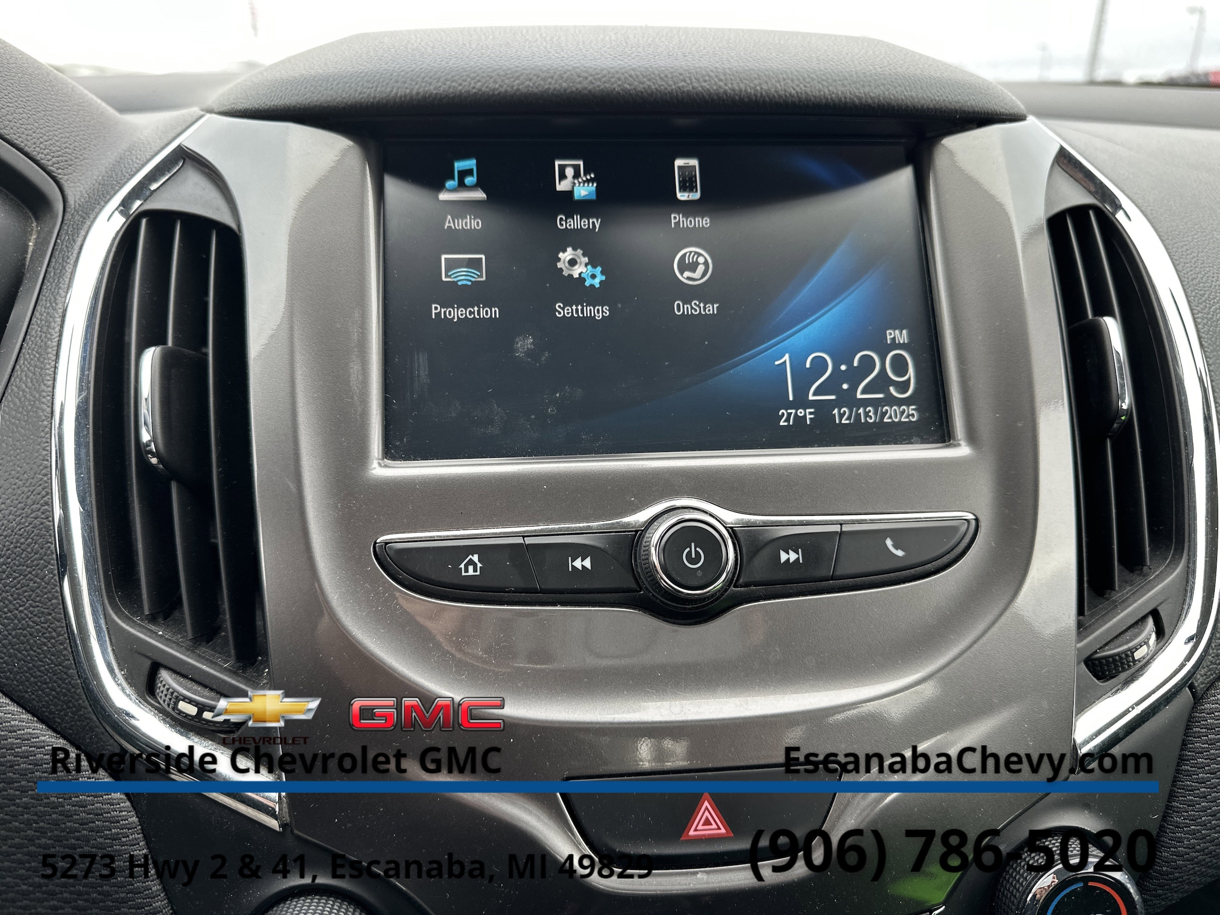 2017 Chevrolet Cruze LT - Photo 17