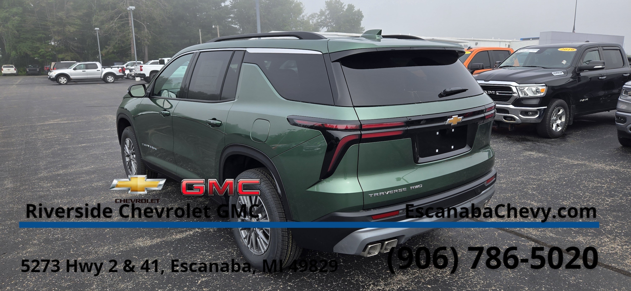 2027 Chevrolet Traverse LT - Photo 6