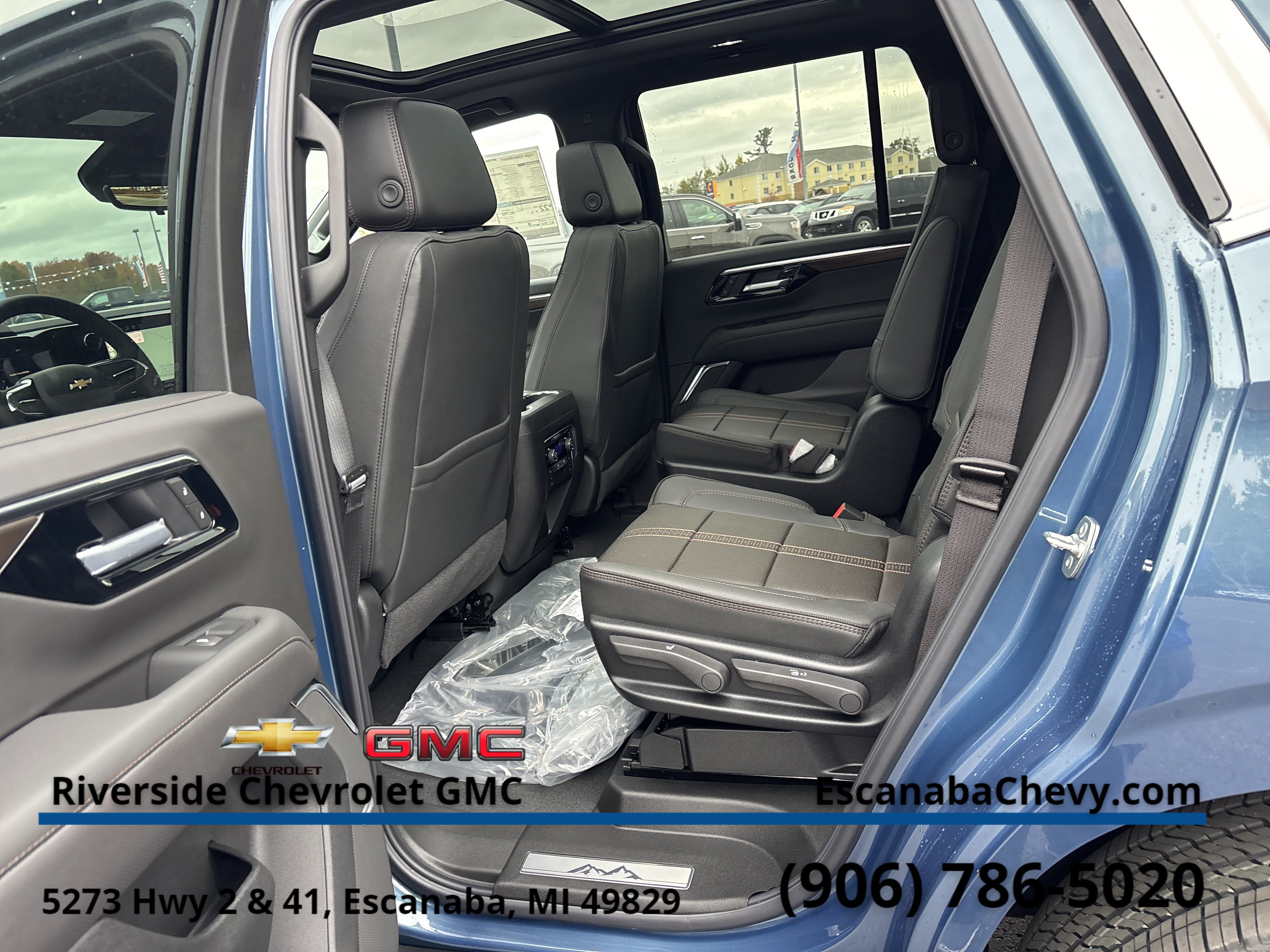 2027 Chevrolet Tahoe High Country - Photo 26