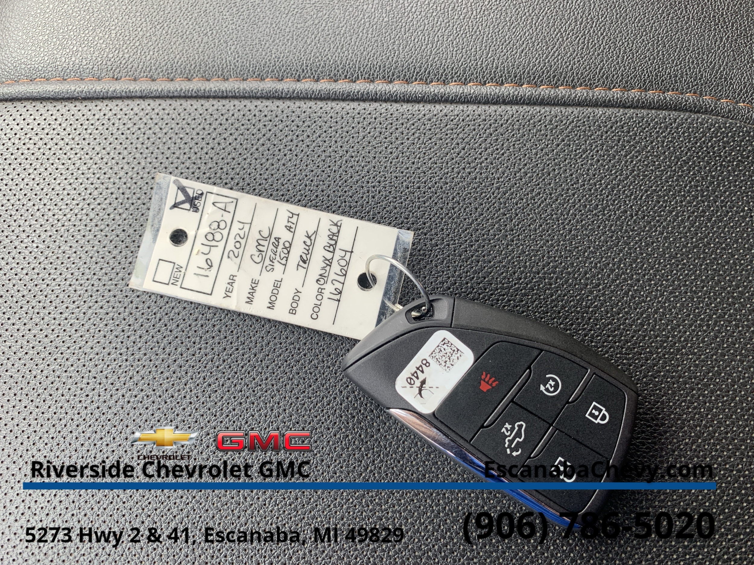 2024 GMC Sierra 1500 AT4 - Photo 27