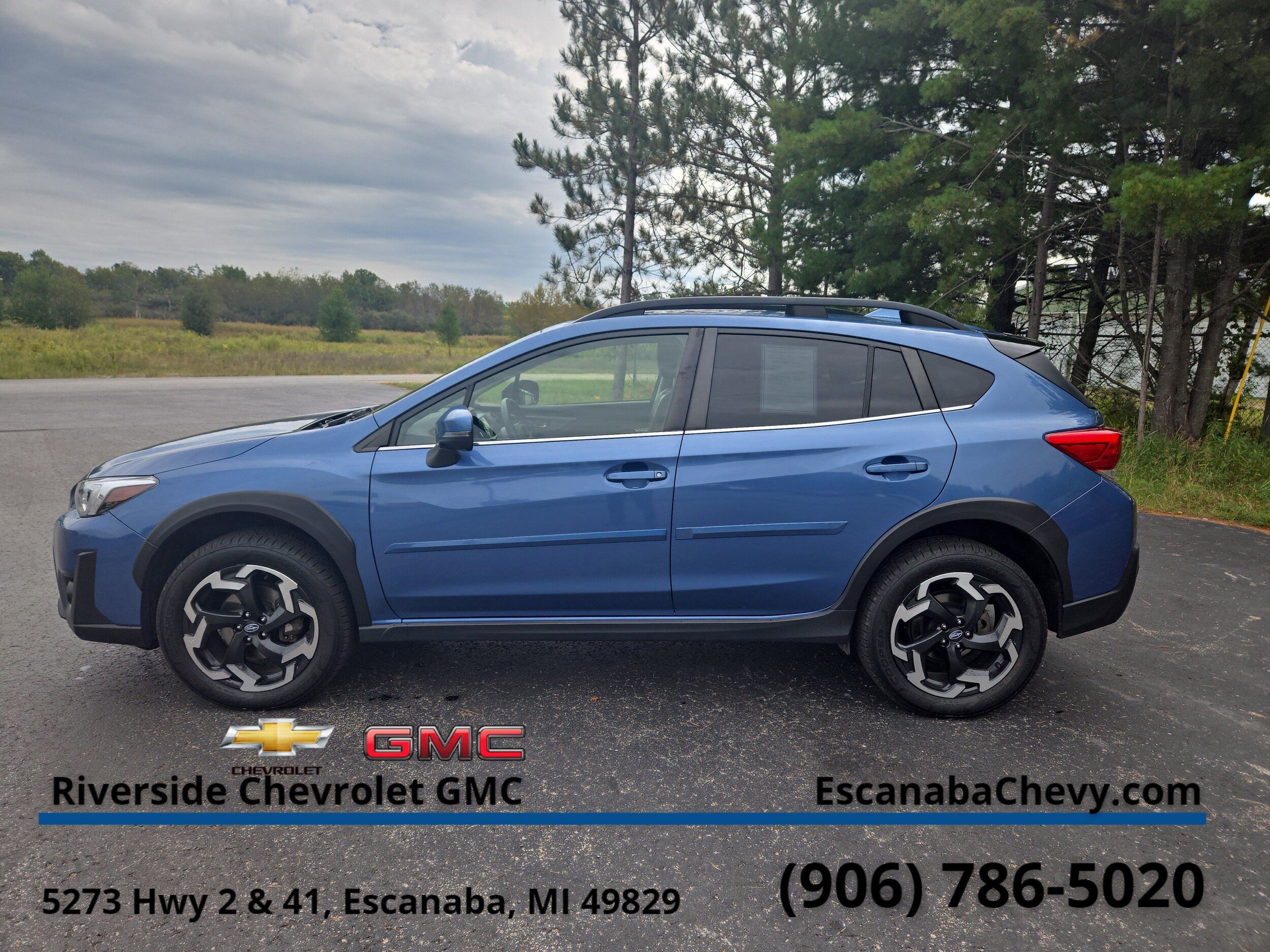2023 Subaru Crosstrek Limited photo 2