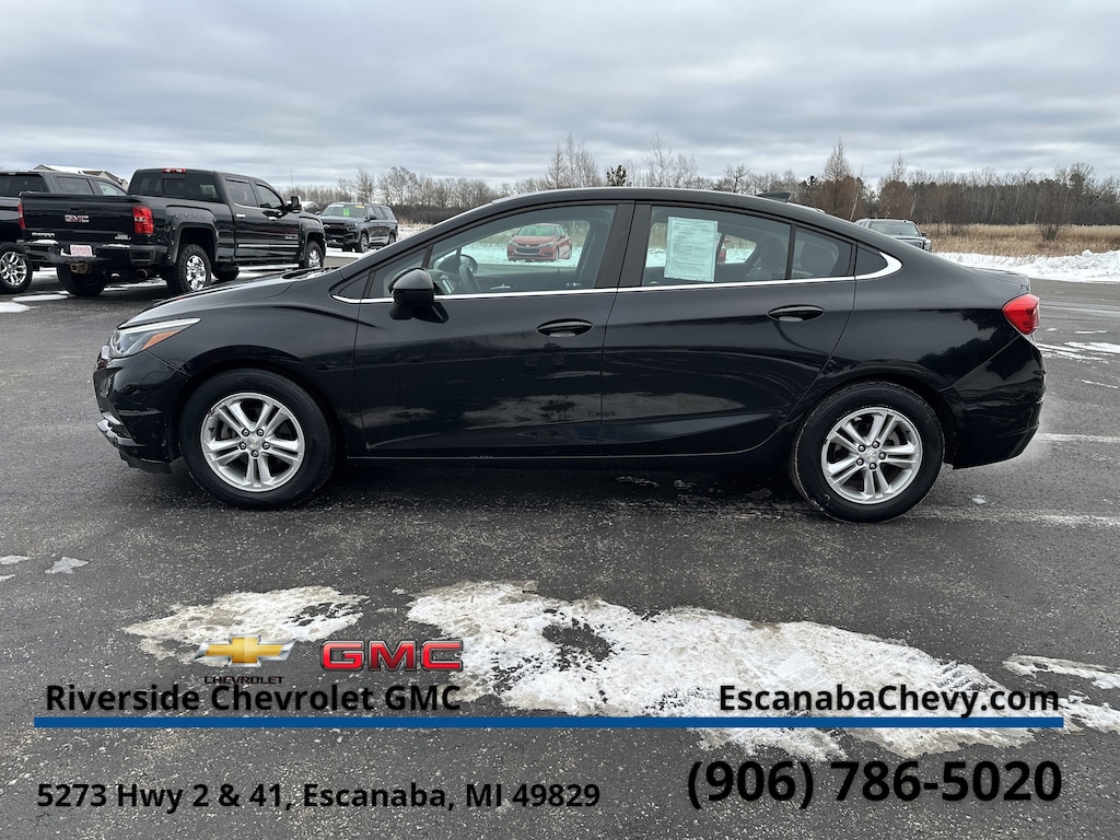 Certified 2017 Chevrolet Cruze LT Car