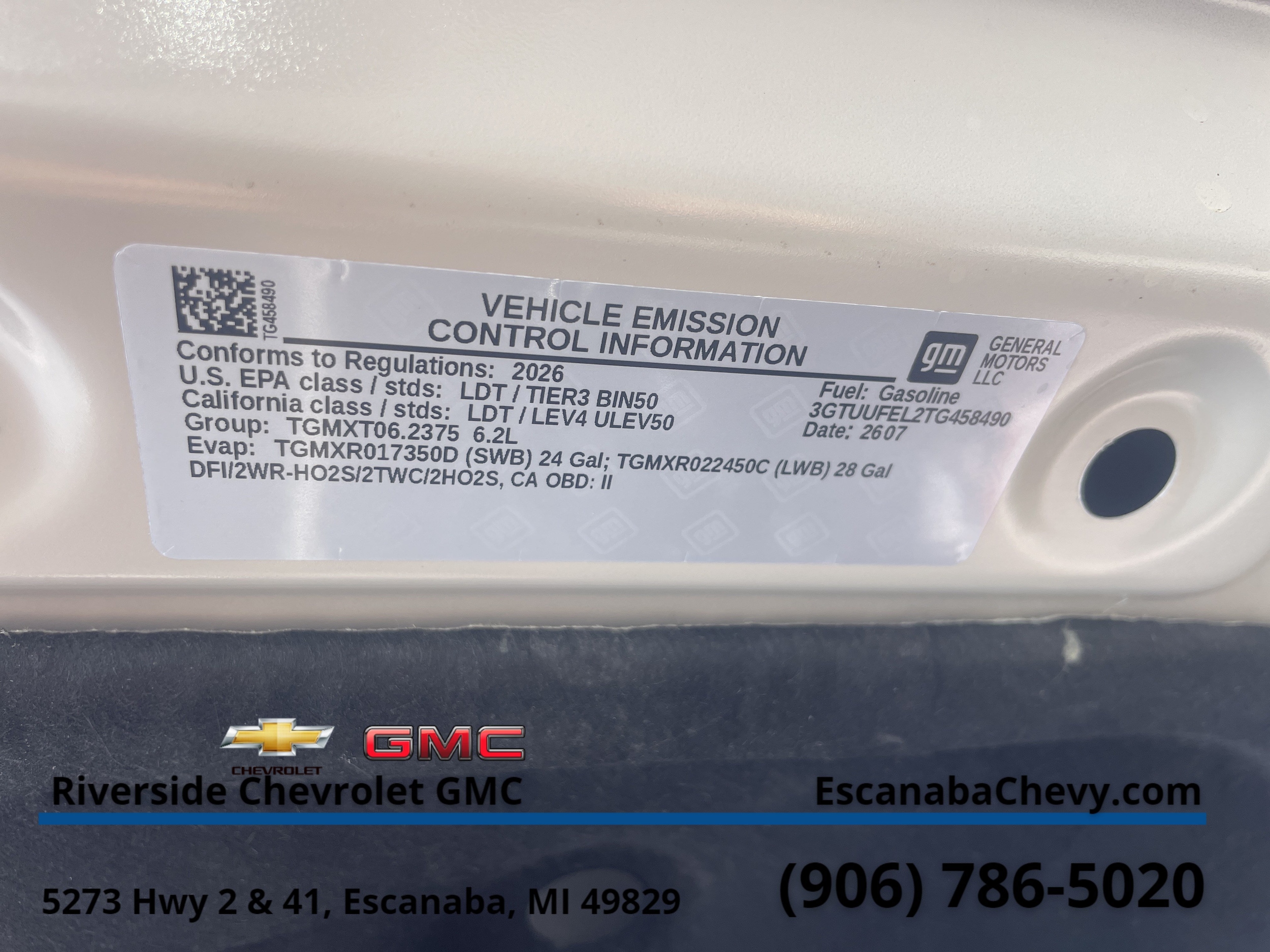 2026 GMC Sierra 1500 AT4X - Photo 14