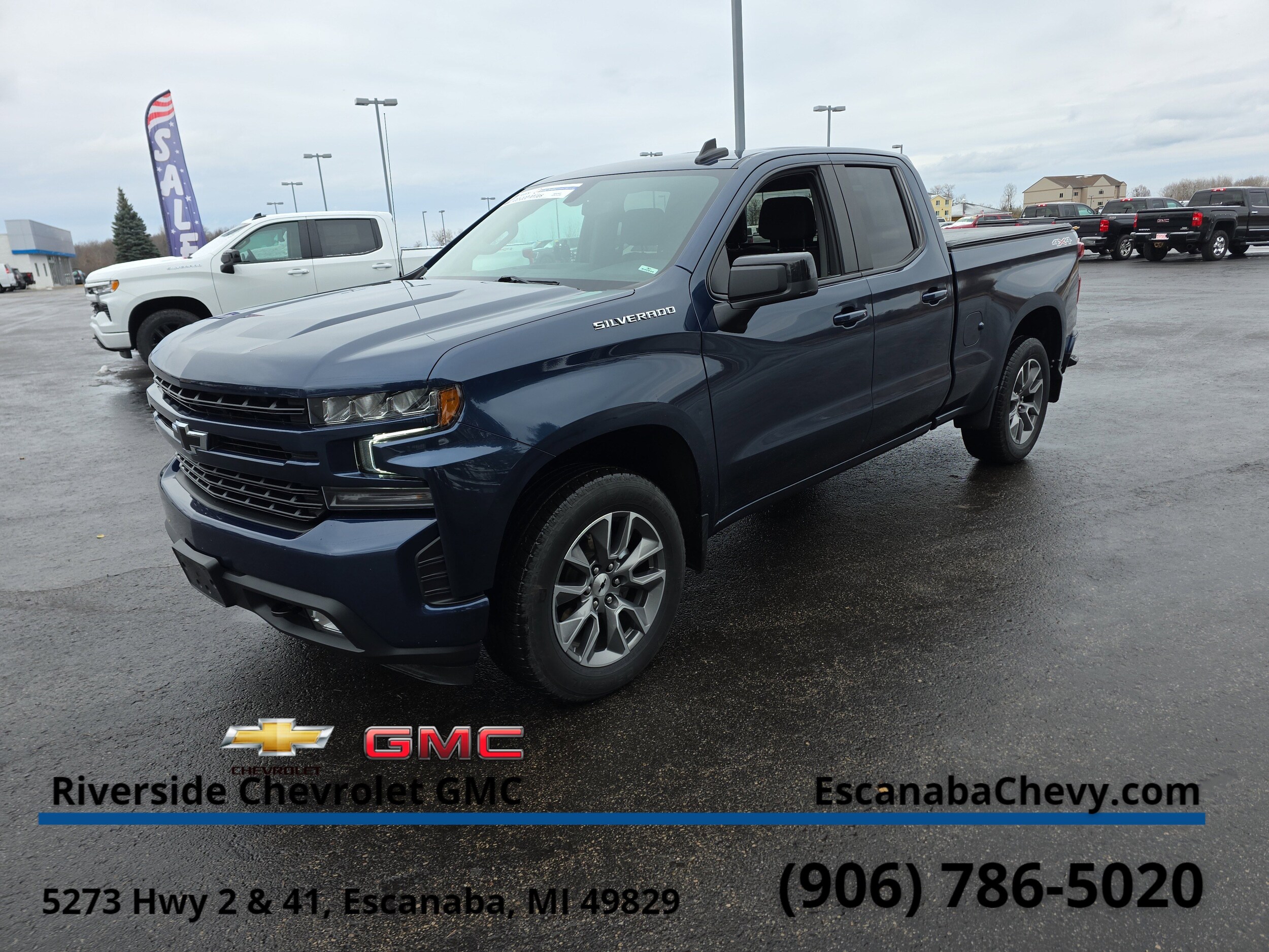 2021 Chevrolet Silverado 1500 RST photo 3