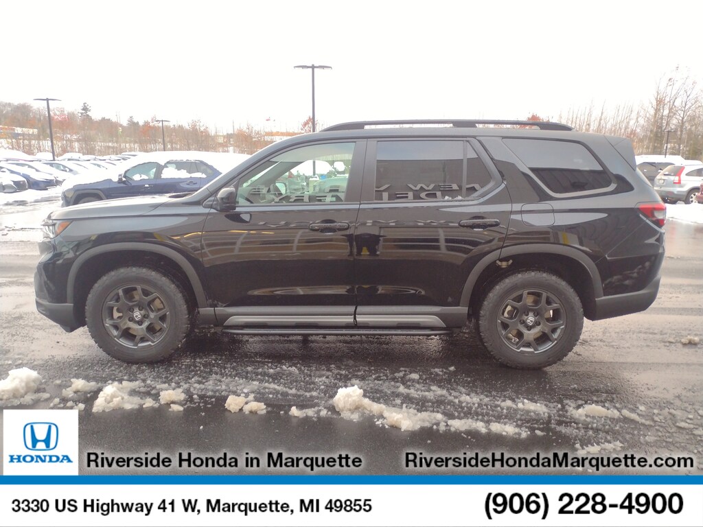 New 2025 Honda Pilot TrailSport AWD
